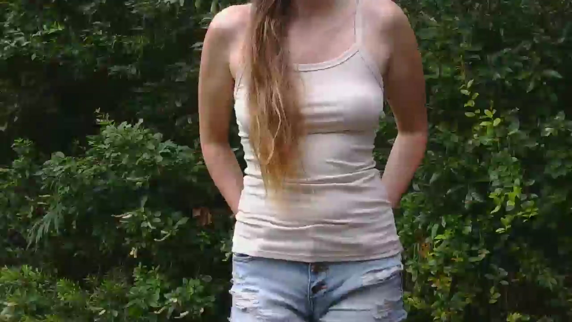 Gallery image thumbnail from GirlOffGrid's myfreecams stream on, 08/05/2025, 20:50 image 14 of 20