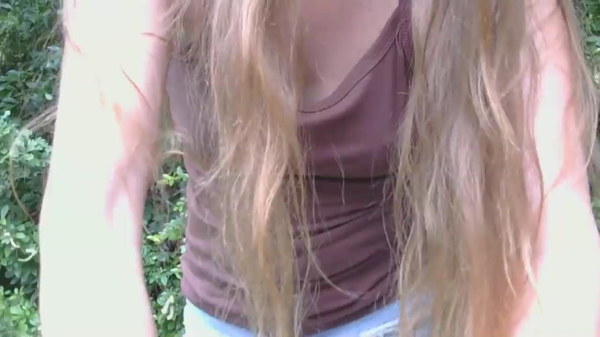 Gallery image thumbnail from GirlOffGrid's myfreecams stream on, 08/10/2025, 23:56 image 1 of 20