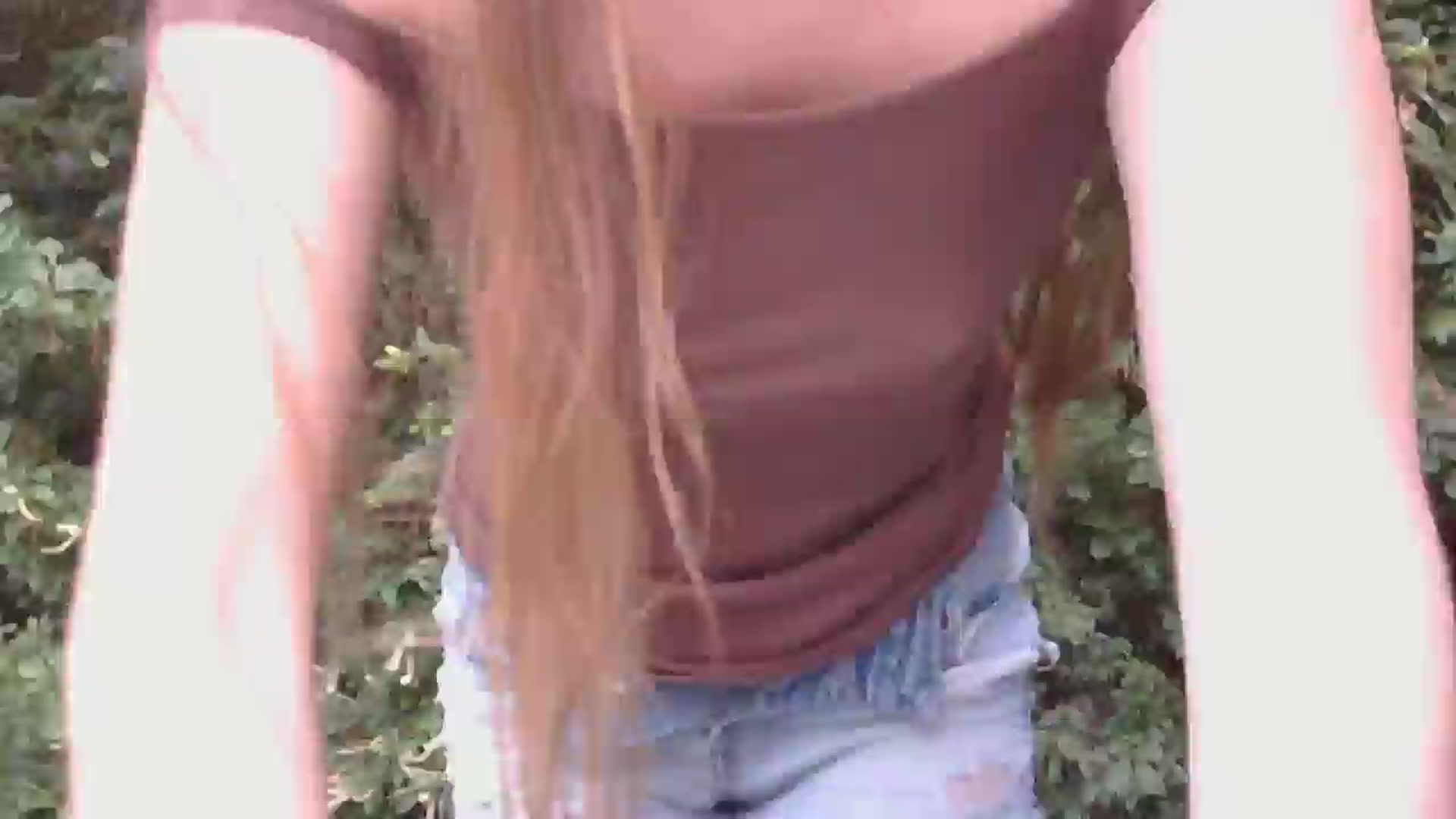 Gallery image thumbnail from GirlOffGrid's myfreecams stream on, 08/11/2025, 24:22 image 7 of 20