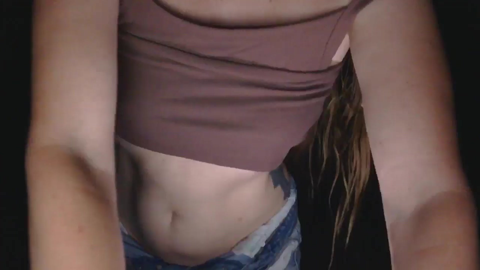 Gallery image thumbnail from GirlOffGrid's myfreecams stream on, 08/11/2025, 01:31 image 15 of 20