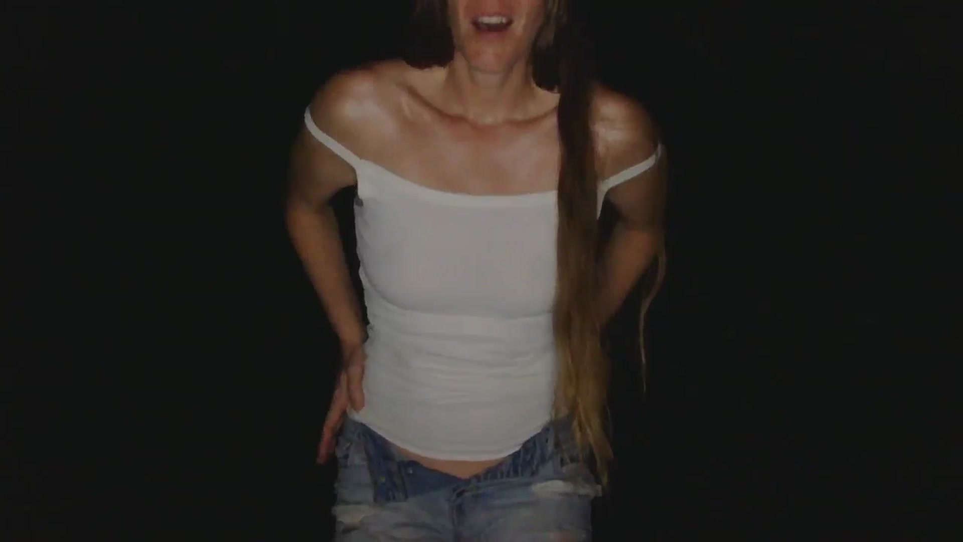Gallery image thumbnail from GirlOffGrid's myfreecams stream on, 08/12/2025, 06:07 image 5 of 20