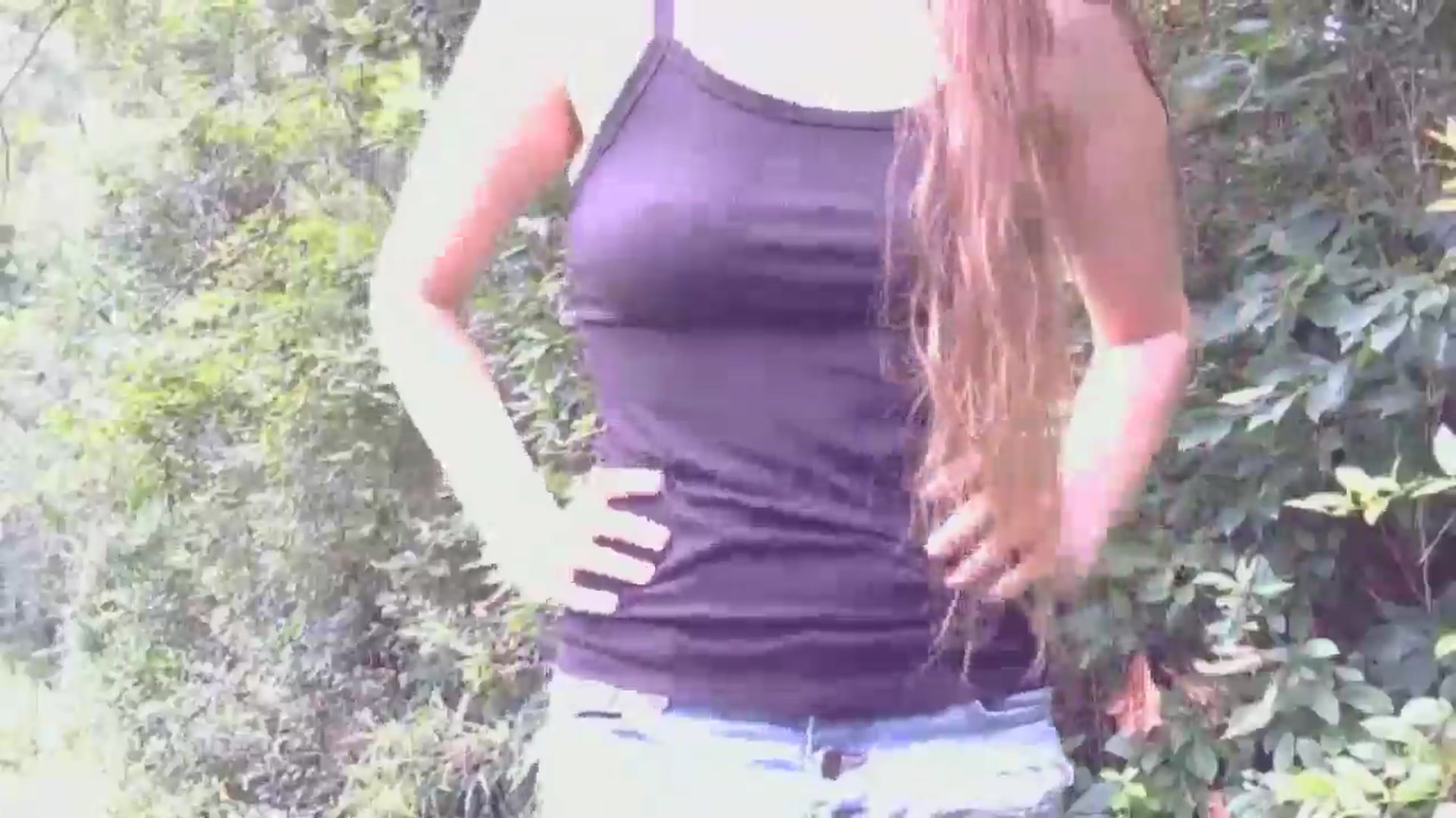 Gallery image thumbnail from GirlOffGrid's myfreecams stream on, 08/14/2025, 16:21 image 3 of 20