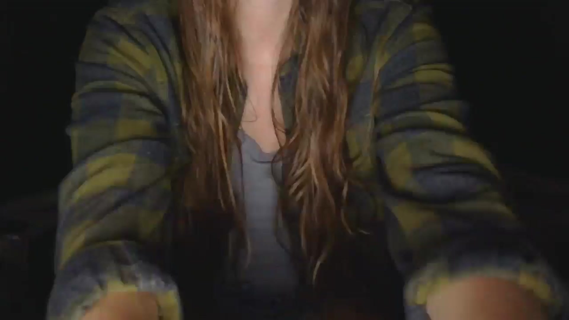 Gallery image thumbnail from GirlOffGrid's myfreecams stream on, 08/16/2025, 06:31 image 14 of 20