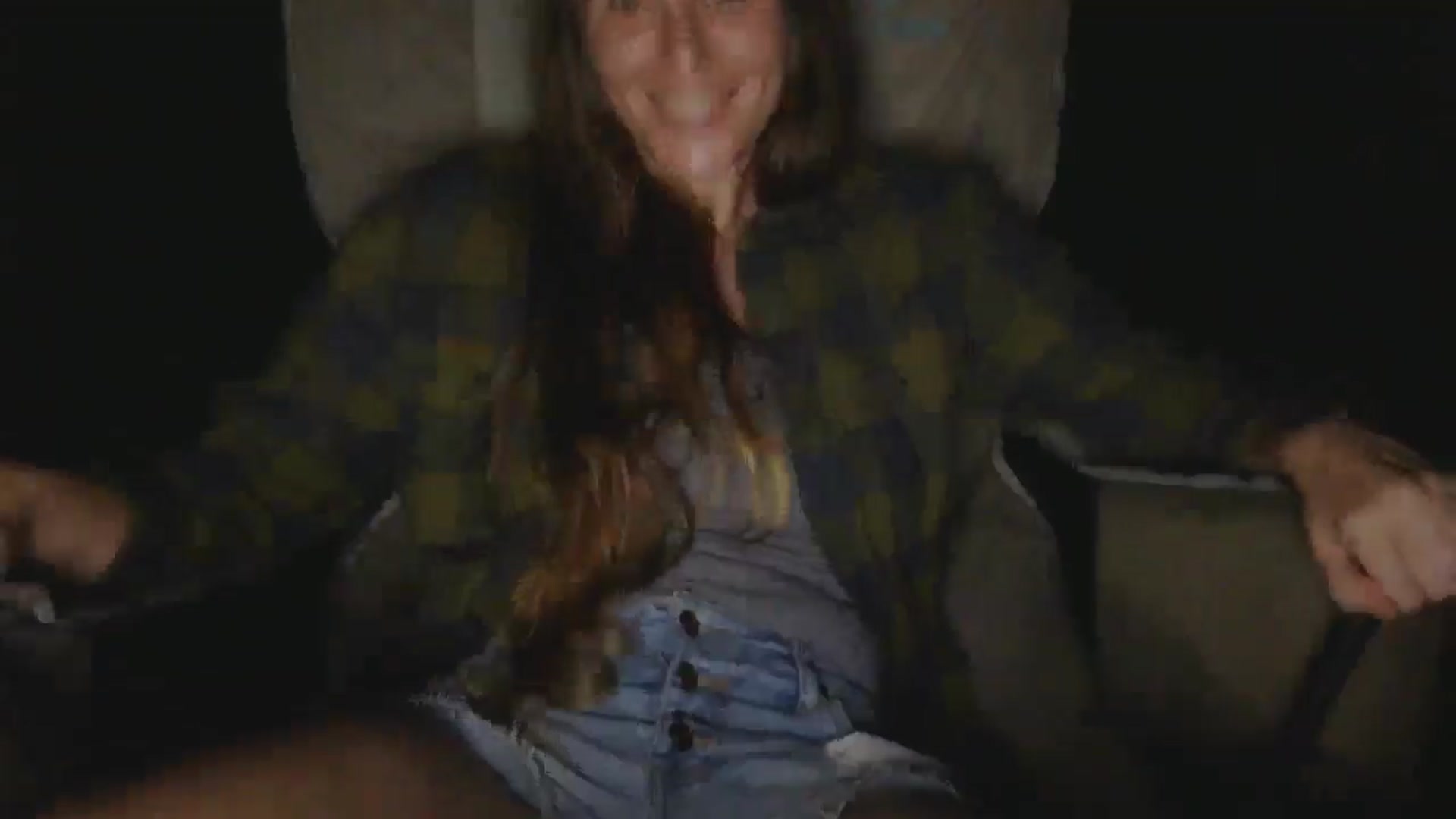 Gallery image thumbnail from GirlOffGrid's myfreecams stream on, 08/16/2025, 06:31 image 7 of 20