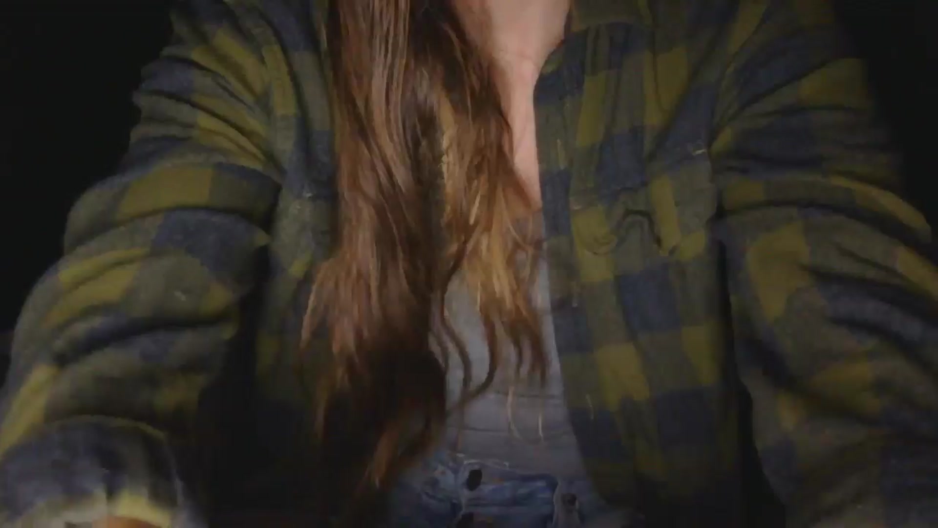 Gallery image thumbnail from GirlOffGrid's myfreecams stream on, 08/16/2025, 06:31 image 8 of 20