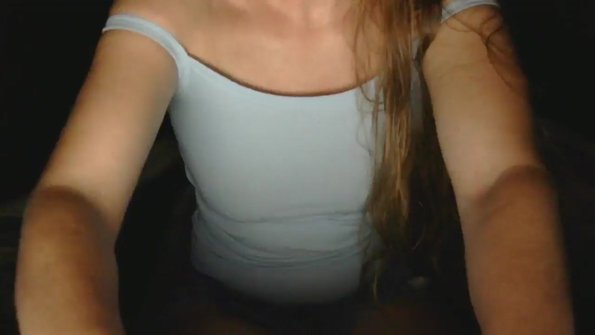 Gallery image thumbnail from GirlOffGrid's myfreecams stream on, 08/17/2025, 01:52 image 14 of 20