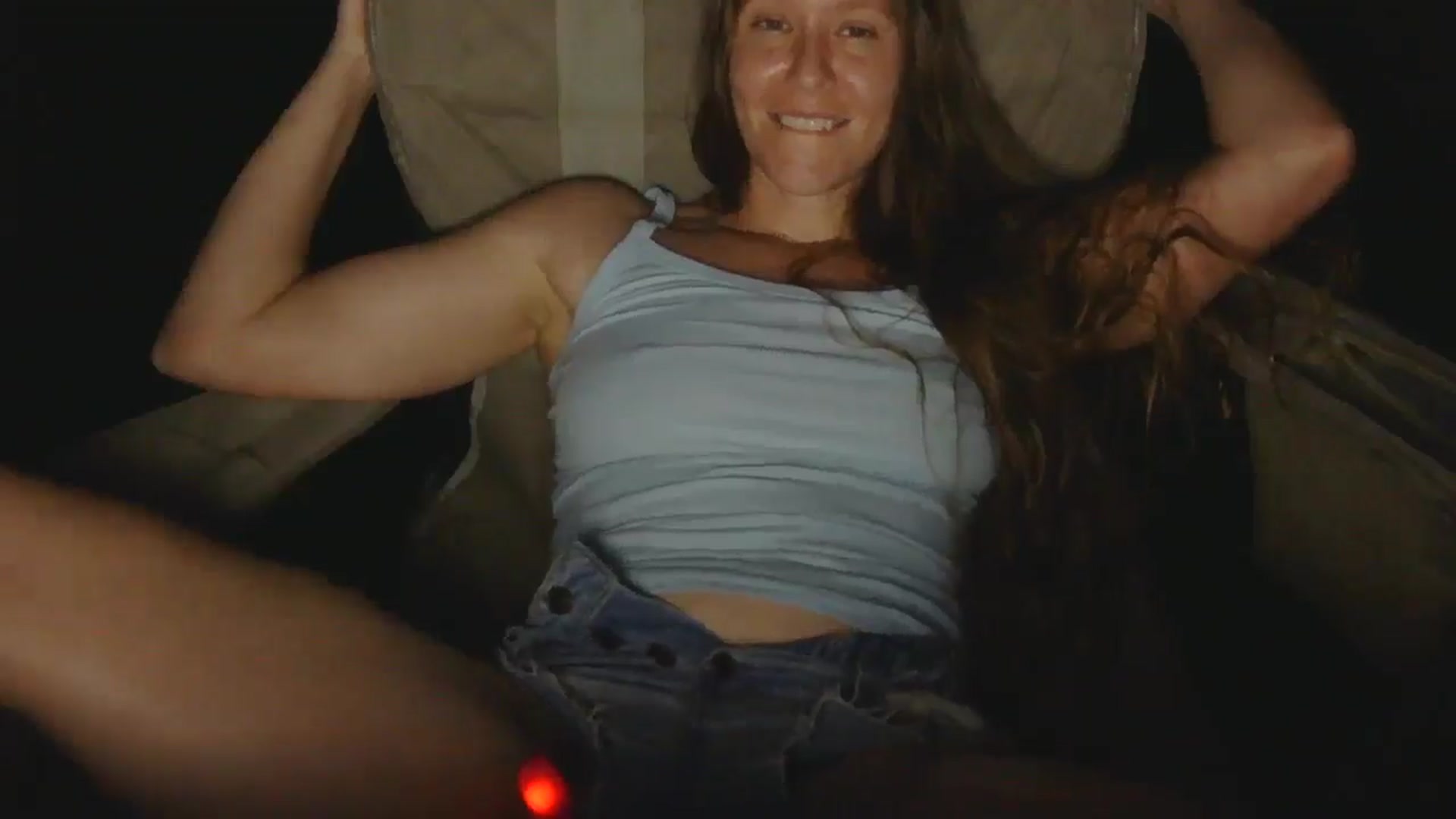 Gallery image thumbnail from GirlOffGrid's myfreecams stream on, 08/17/2025, 01:53 image 11 of 20