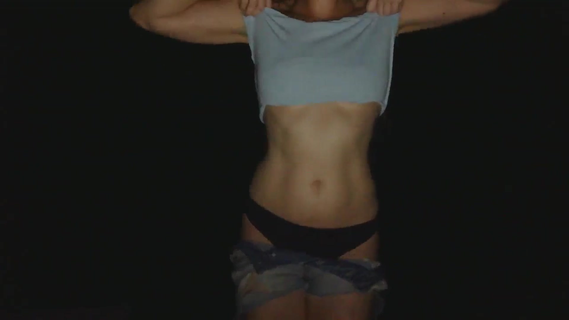 Gallery image thumbnail from GirlOffGrid's myfreecams stream on, 08/17/2025, 06:00 image 2 of 20