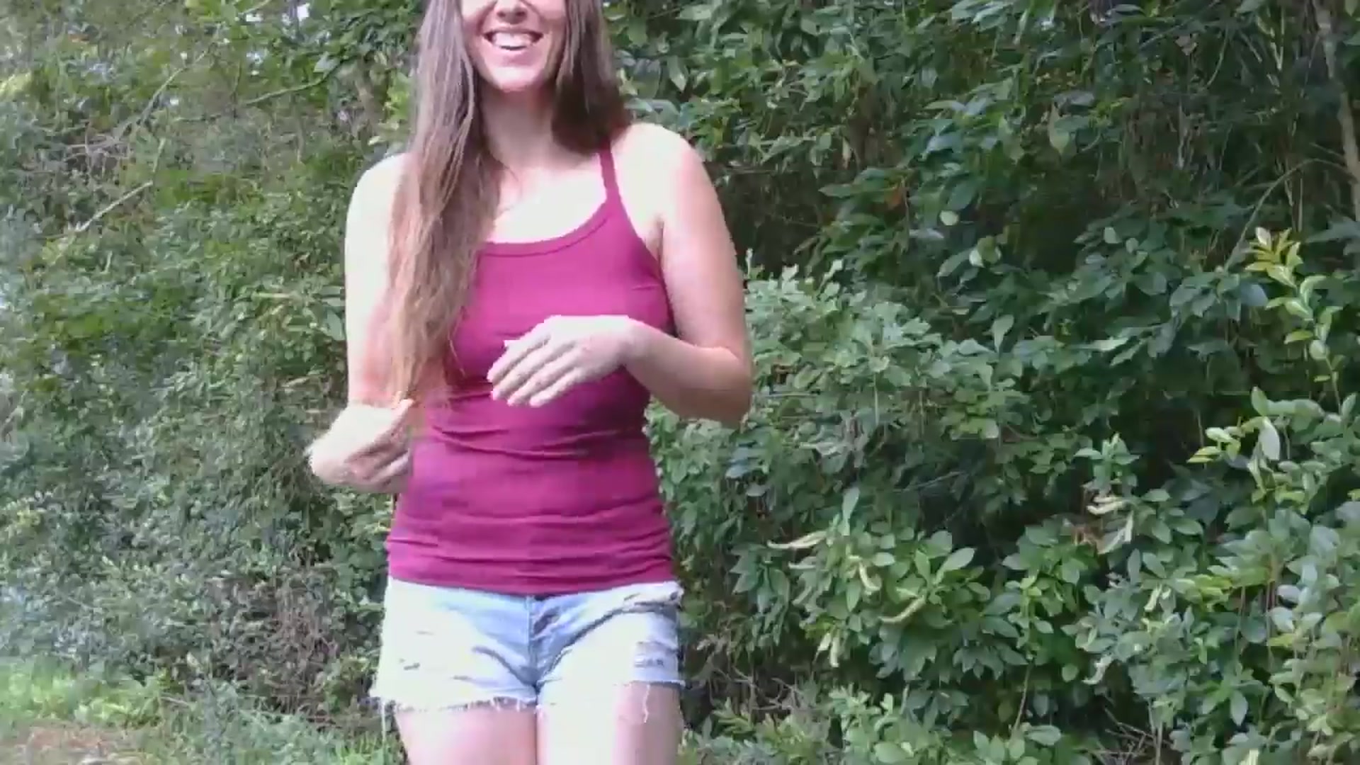 Gallery image thumbnail from GirlOffGrid's myfreecams stream on, 08/18/2025, 24:01 image 9 of 20