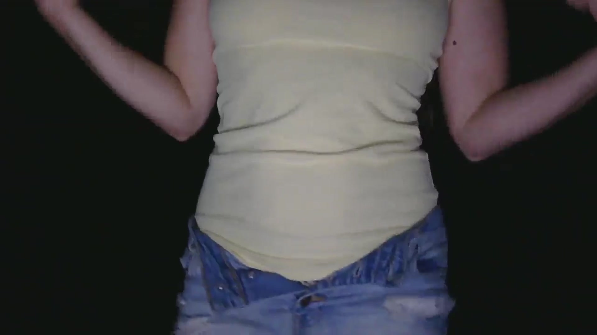 Gallery image thumbnail from GirlOffGrid's myfreecams stream on, 08/20/2025, 05:30 image 3 of 20