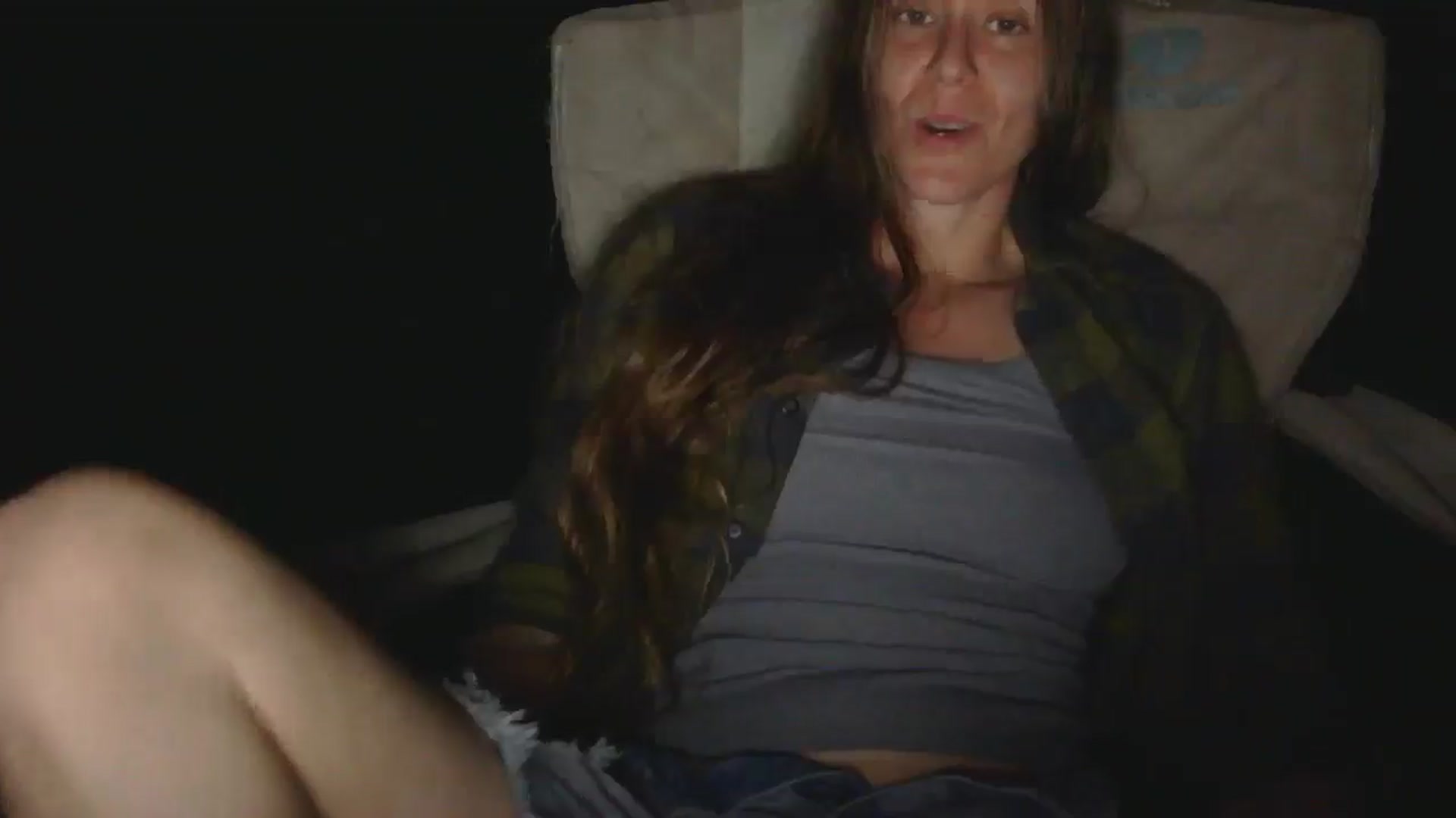 Gallery image thumbnail from GirlOffGrid's myfreecams stream on, 08/21/2025, 04:16 image 9 of 20