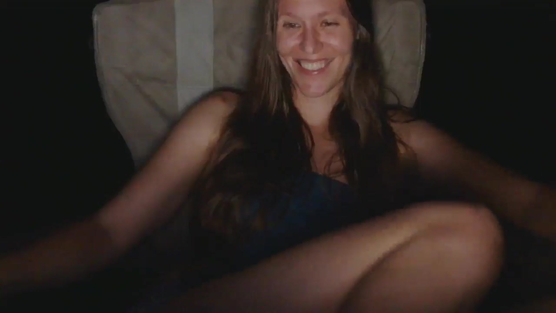 Gallery image thumbnail from GirlOffGrid's myfreecams stream on, 08/23/2025, 03:05 image 14 of 20