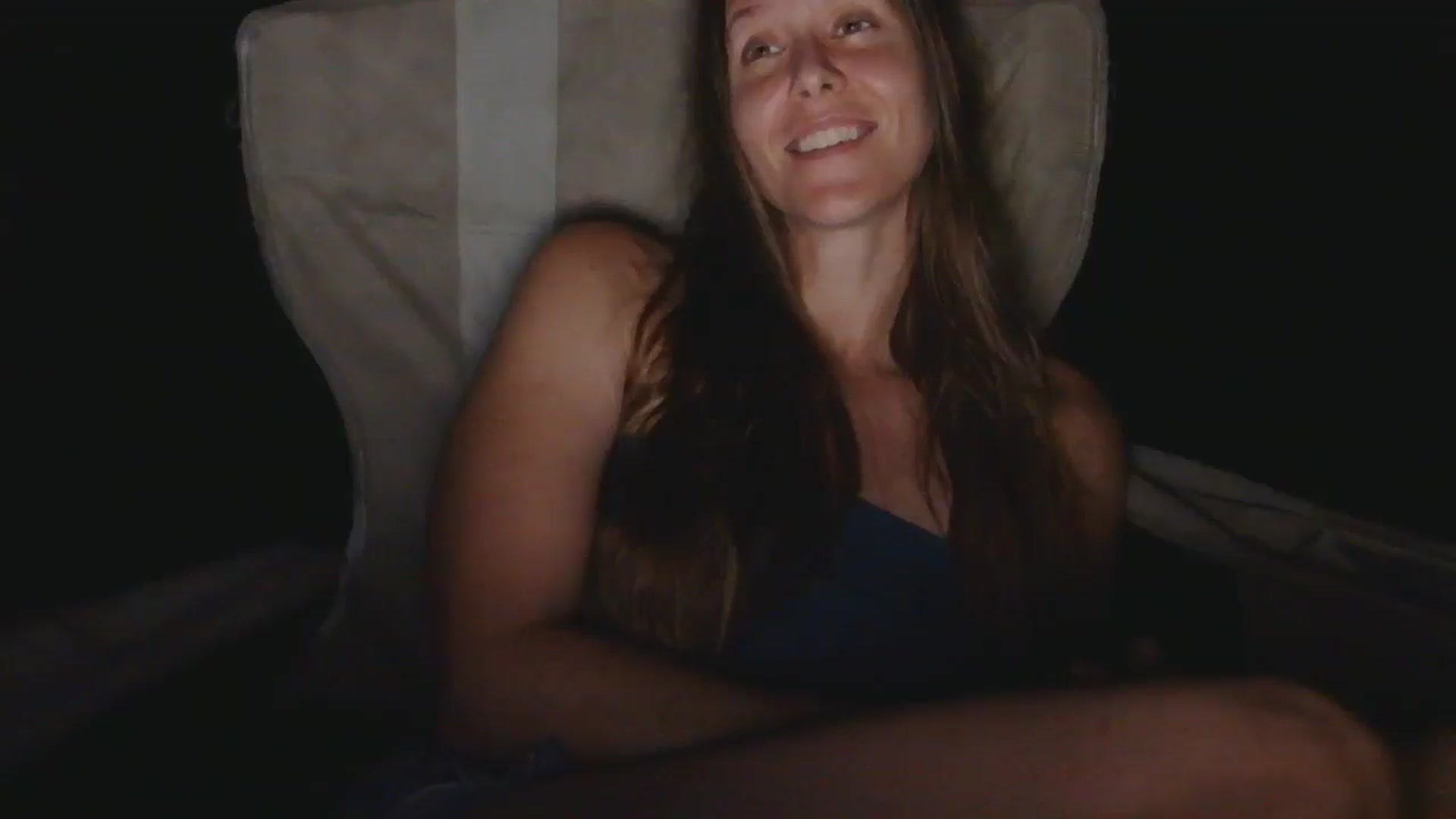 Gallery image thumbnail from GirlOffGrid's myfreecams stream on, 08/23/2025, 03:05 image 13 of 20