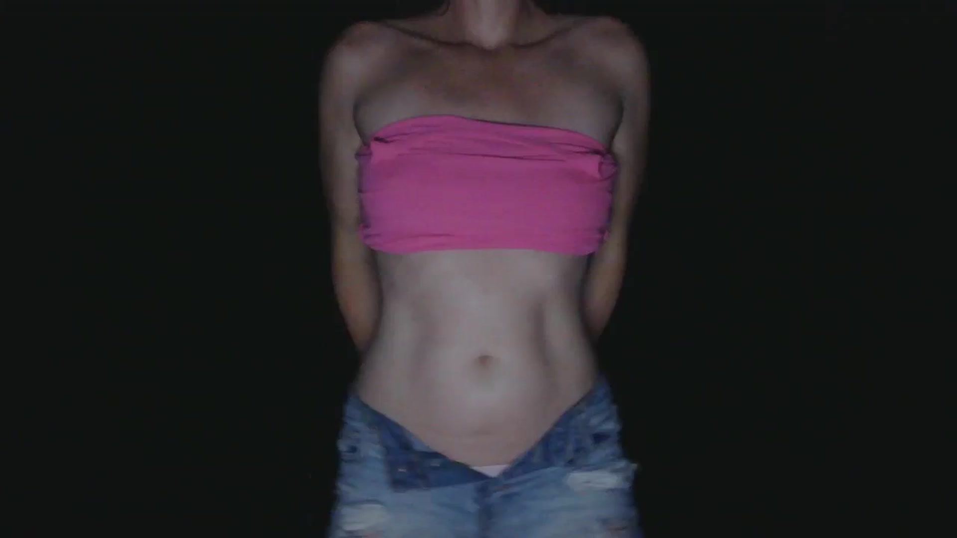 Gallery image thumbnail from GirlOffGrid's myfreecams stream on, 08/24/2025, 02:18 image 19 of 20