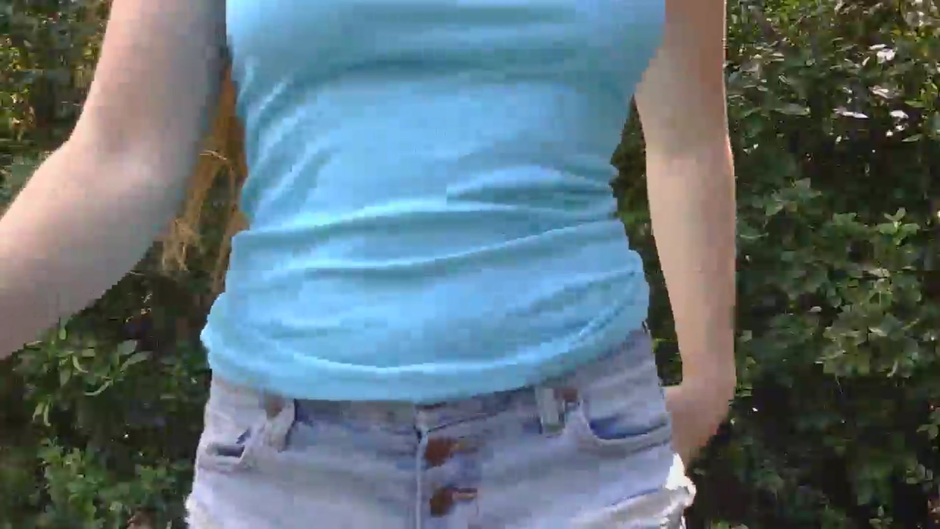 Gallery image thumbnail from GirlOffGrid's myfreecams stream on, 08/26/2025, 18:32 image 15 of 20