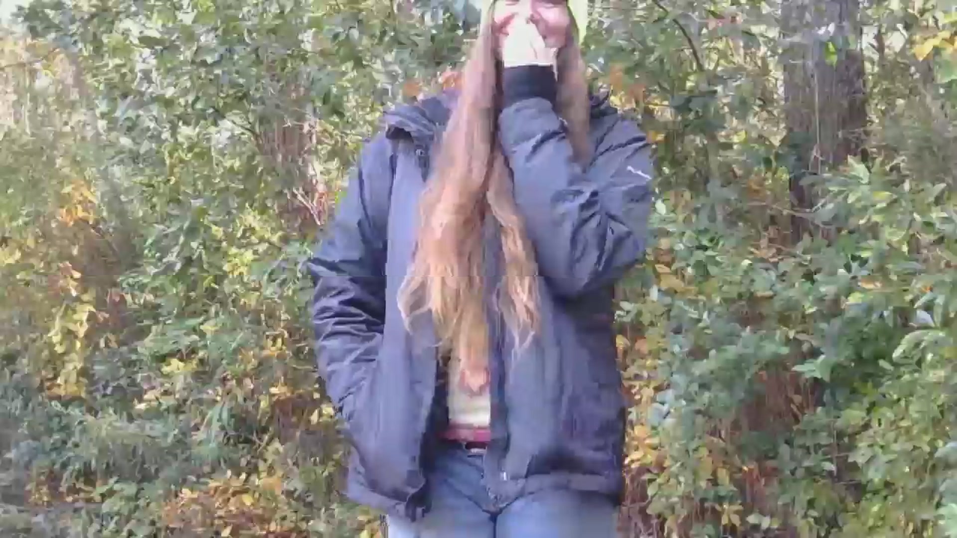 Gallery image thumbnail from GirlOffGrid's myfreecams stream on, 11/13/2025, 19:32 image 18 of 20