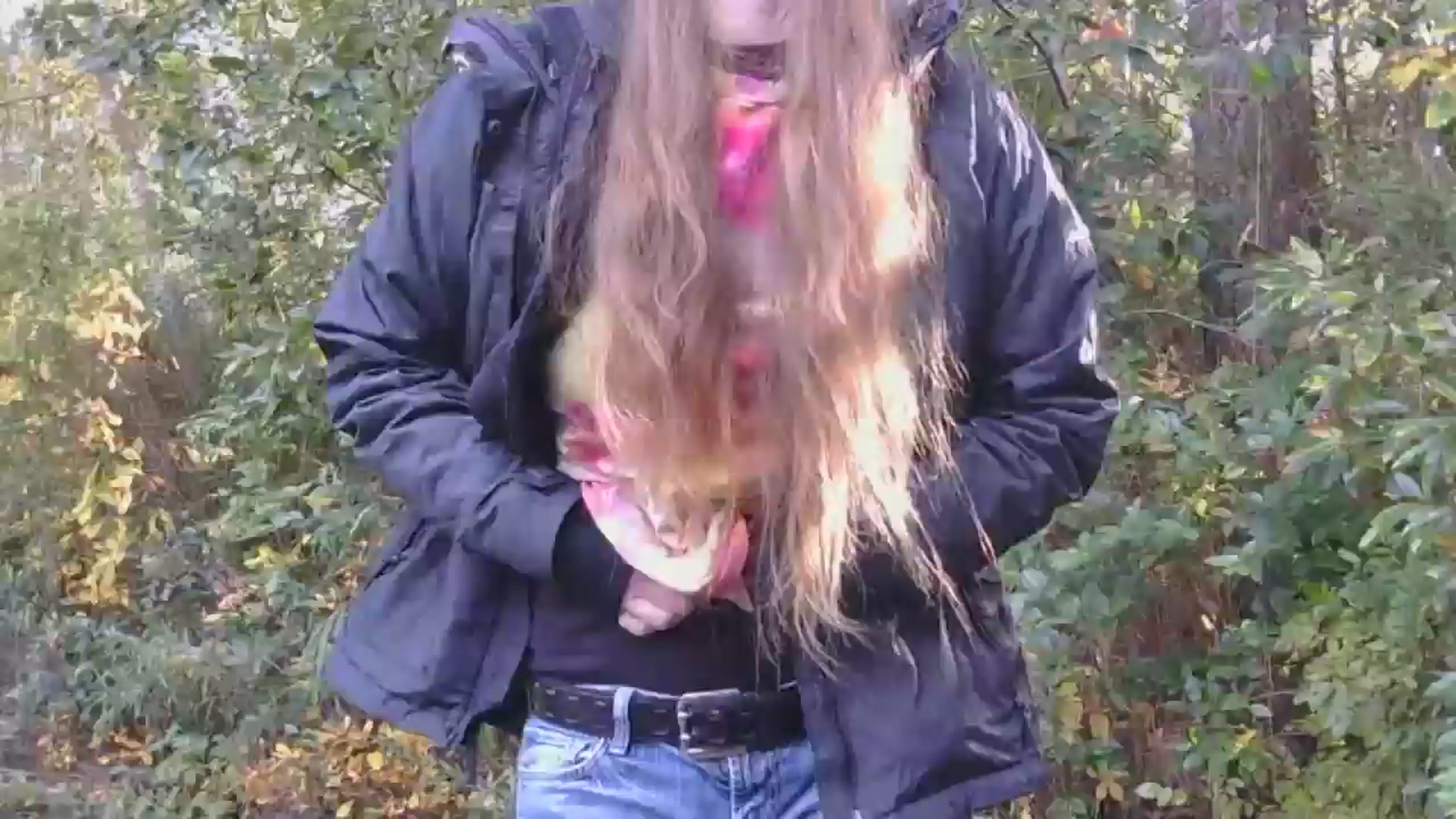 Gallery image thumbnail from GirlOffGrid's myfreecams stream on, 11/13/2025, 19:57 image 1 of 20