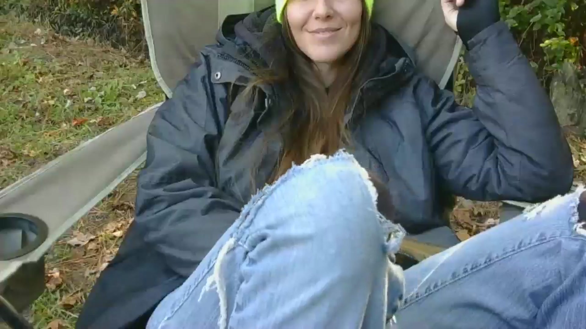 Gallery image thumbnail from GirlOffGrid's myfreecams stream on, 11/14/2025, 19:36 image 11 of 20