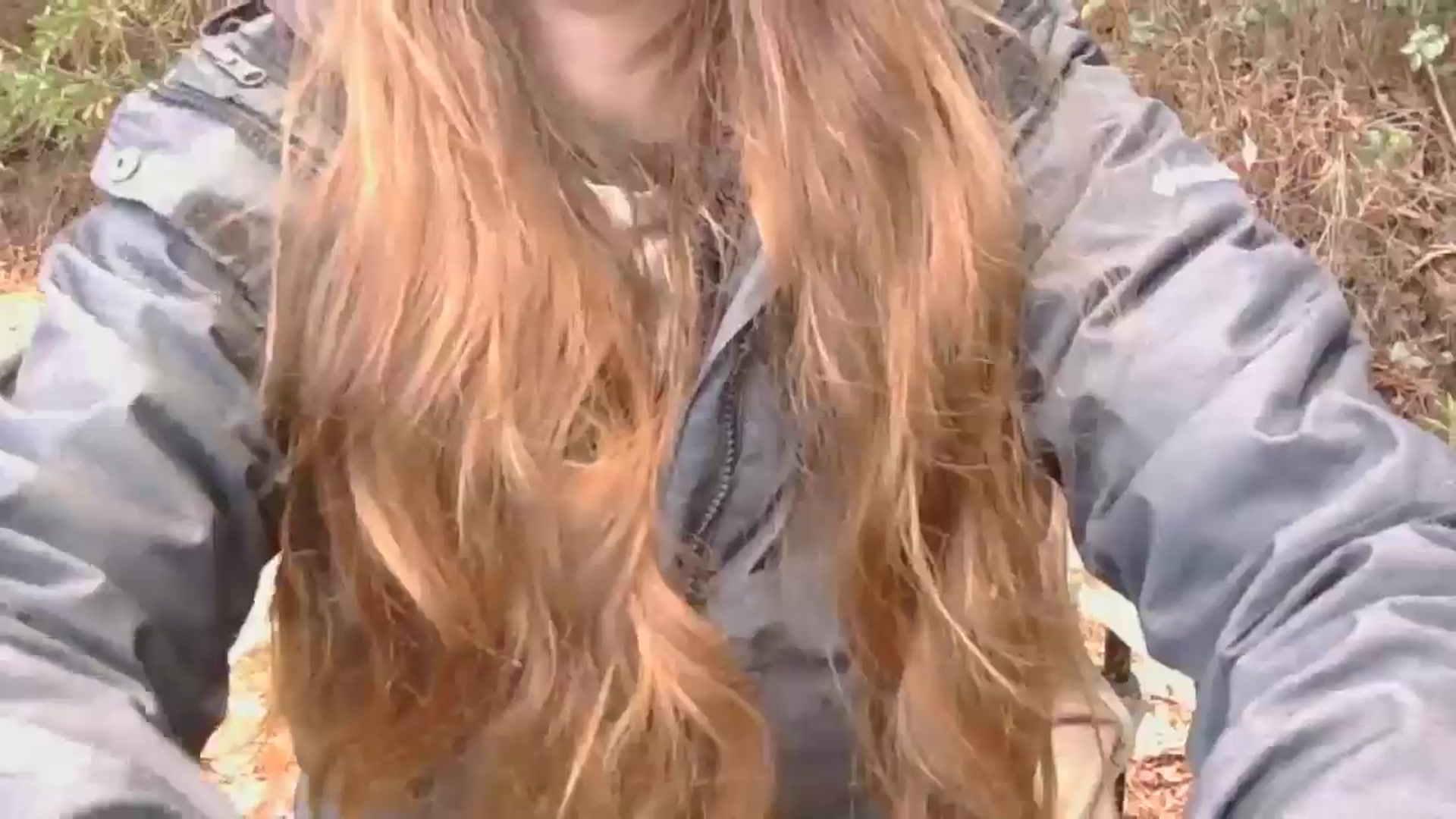 Gallery image thumbnail from GirlOffGrid's myfreecams stream on, 01/02/2026, 23:00 image 4 of 20