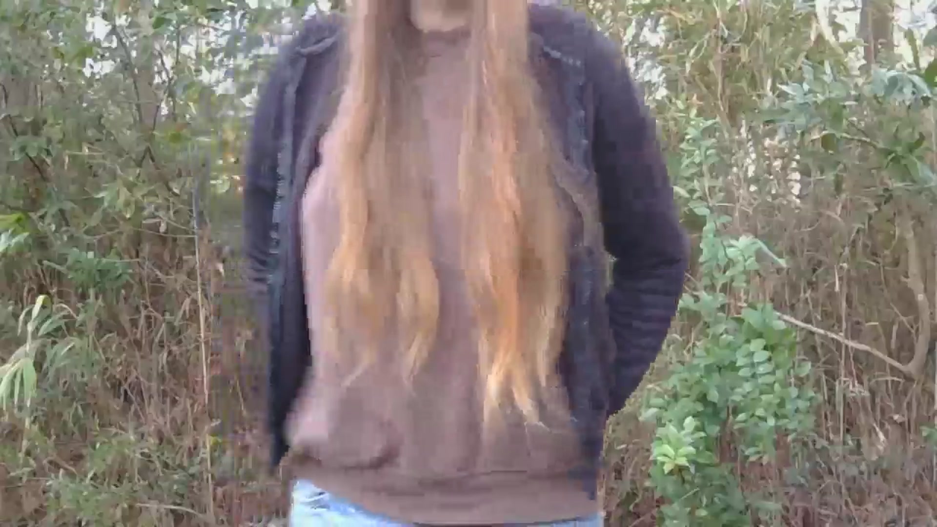 Gallery image thumbnail from GirlOffGrid's myfreecams stream on, 01/05/2026, 23:15 image 4 of 20