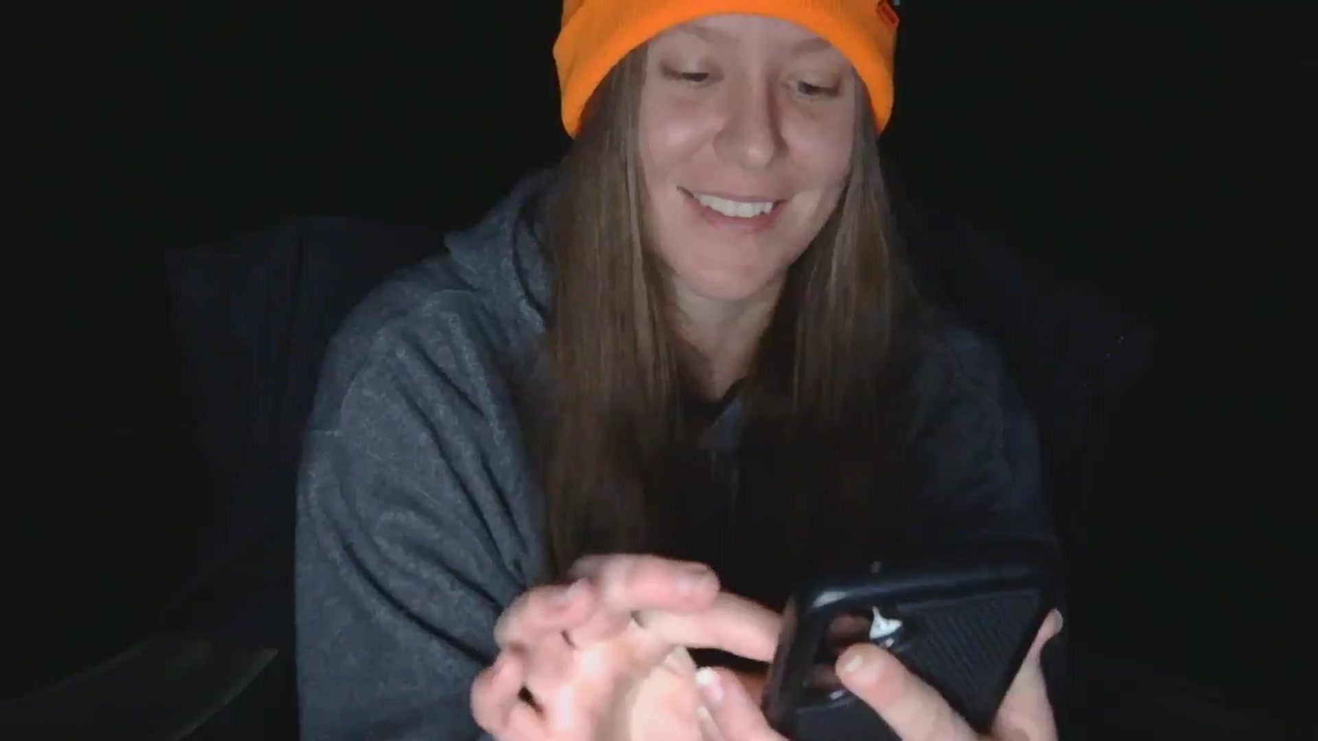 Gallery image thumbnail from GirlOffGrid's myfreecams stream on, 01/09/2026, 01:51 image 8 of 20