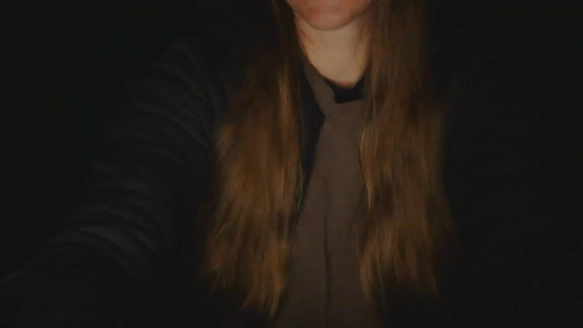 Gallery image thumbnail from GirlOffGrid's myfreecams stream on, 01/10/2026, 04:11 image 10 of 20