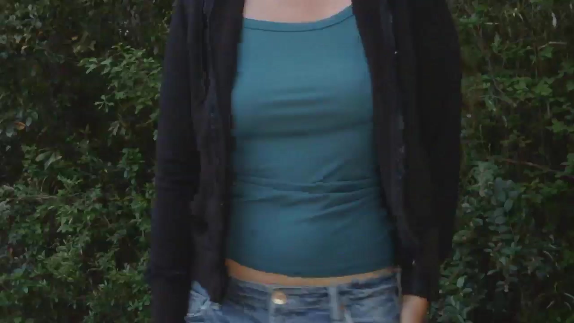 Gallery image thumbnail from GirlOffGrid's myfreecams stream on, 04/15/2026, 24:00 image 14 of 20
