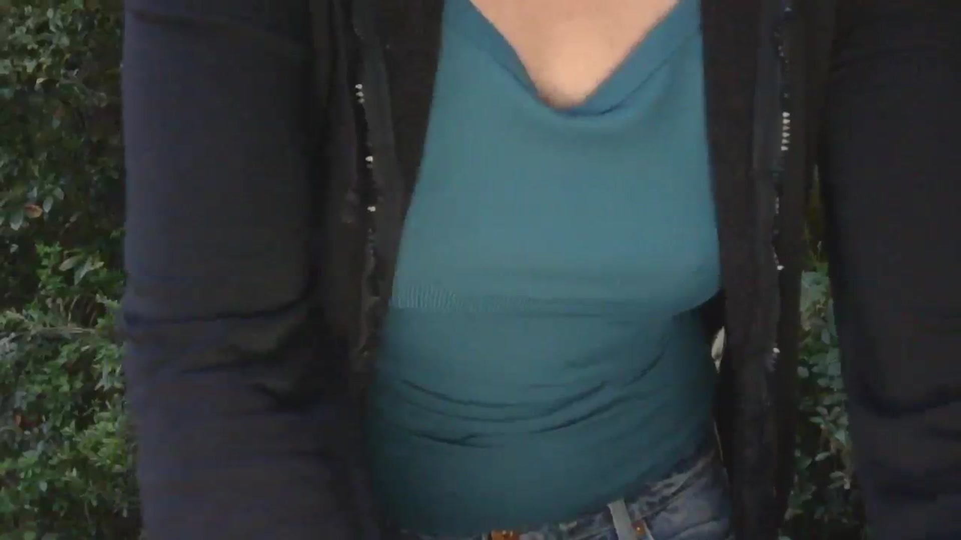 Gallery image thumbnail from GirlOffGrid's myfreecams stream on, 04/15/2026, 24:00 image 12 of 20