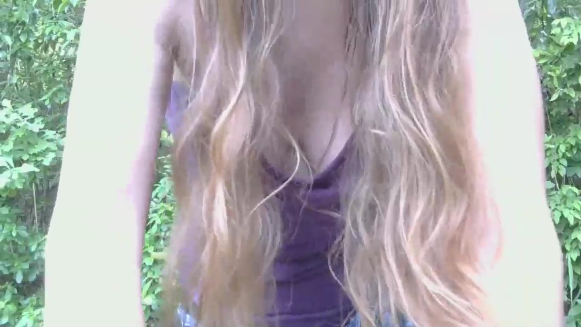 Gallery image thumbnail from GirlOffGrid's myfreecams stream on, 04/29/2026, 20:05 image 7 of 20