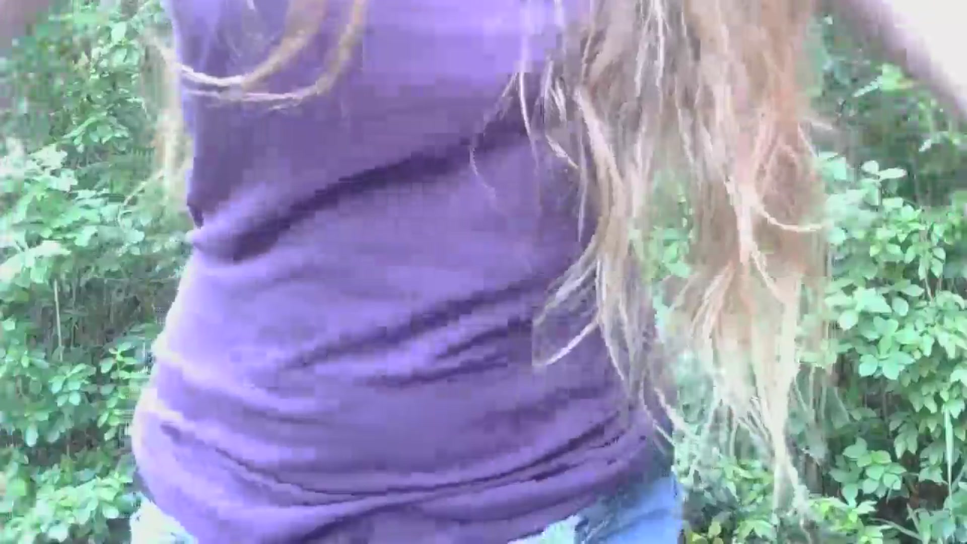 Gallery image thumbnail from GirlOffGrid's myfreecams stream on, 04/29/2026, 20:05 image 16 of 20