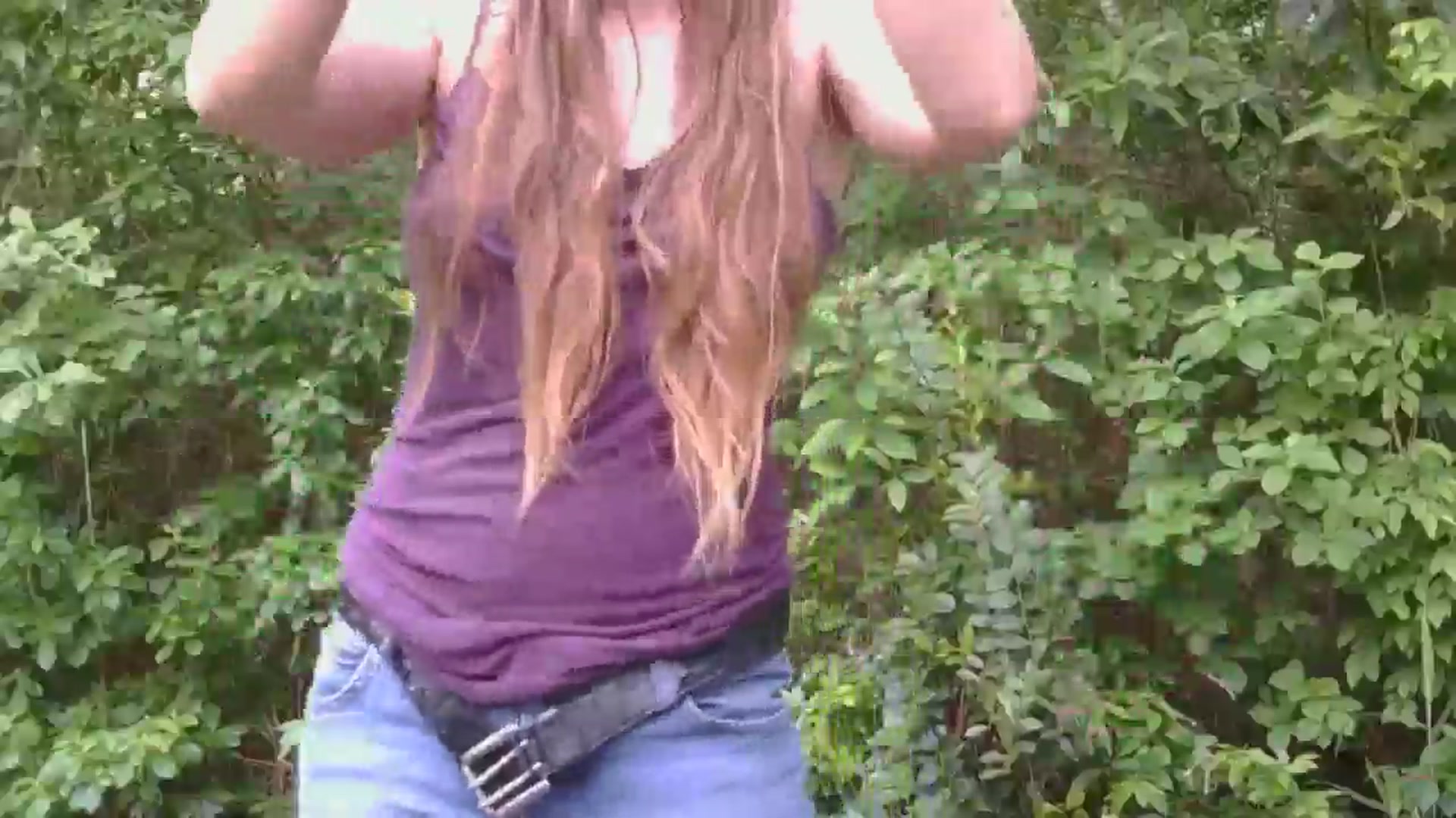 Gallery image thumbnail from GirlOffGrid's myfreecams stream on, 04/29/2026, 20:05 image 15 of 20