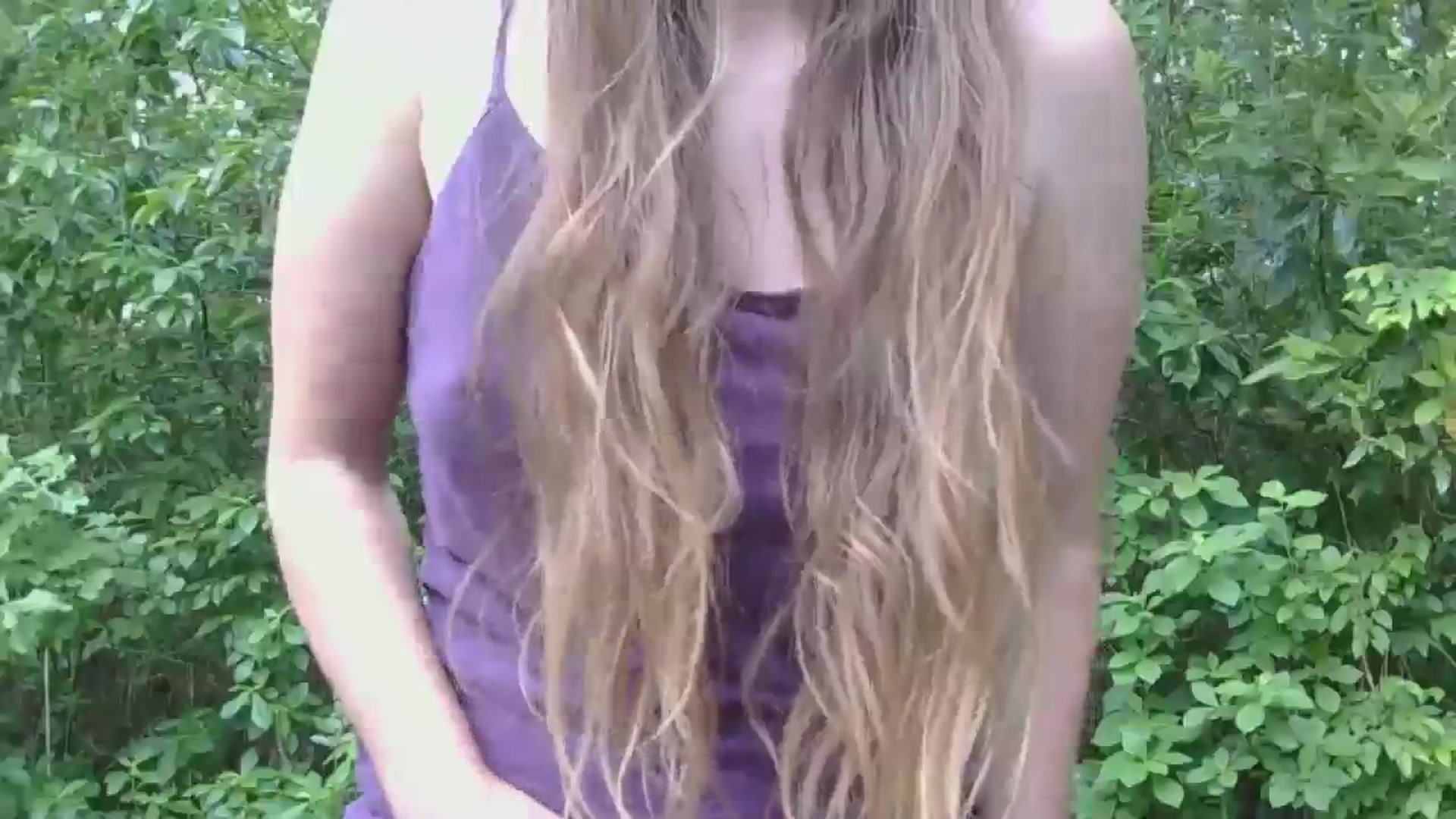 Gallery image thumbnail from GirlOffGrid's myfreecams stream on, 04/29/2026, 20:39 image 11 of 20