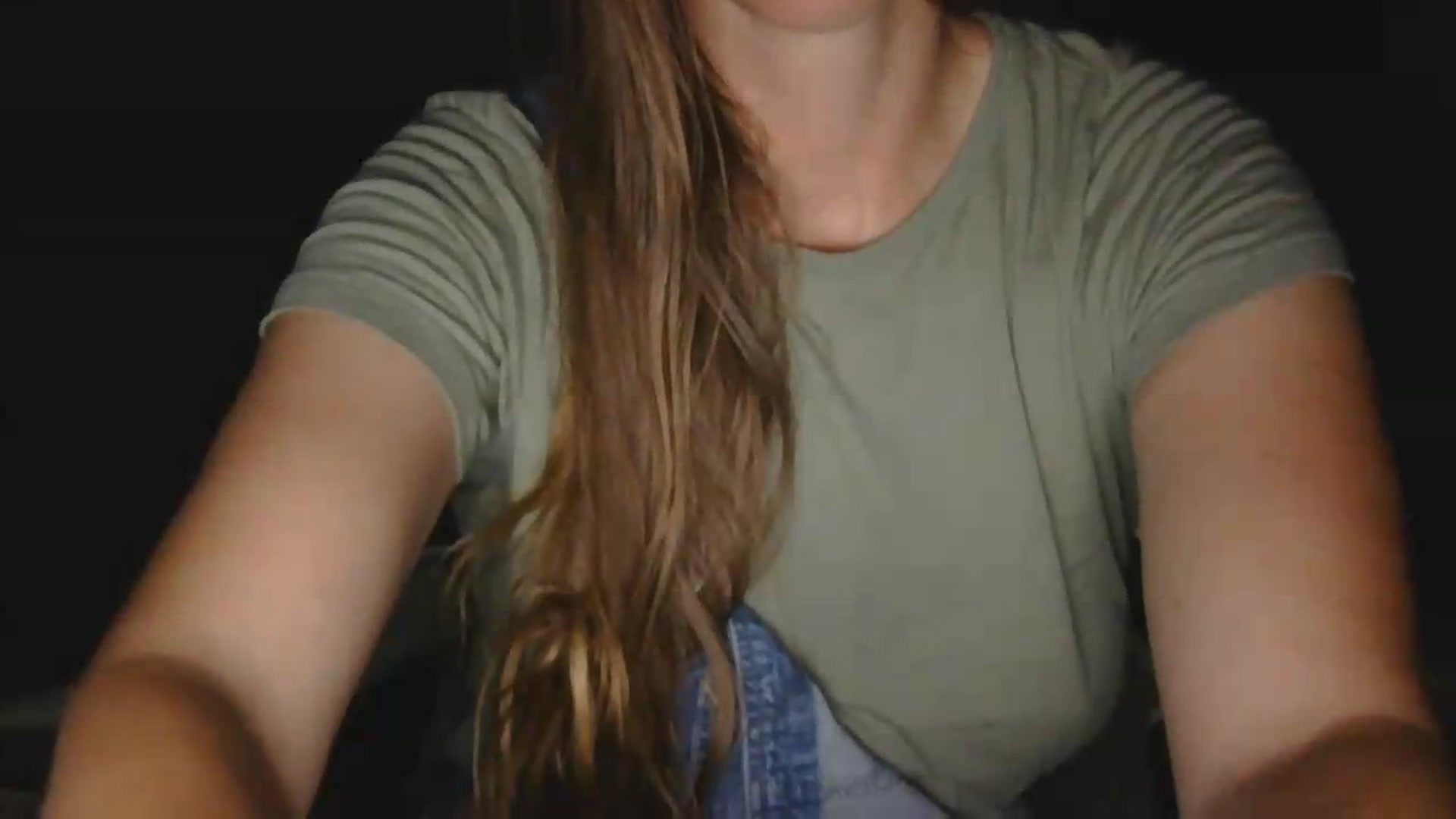 Gallery image thumbnail from GirlOffGrid's myfreecams stream on, 07/04/2026, 02:35 image 7 of 20
