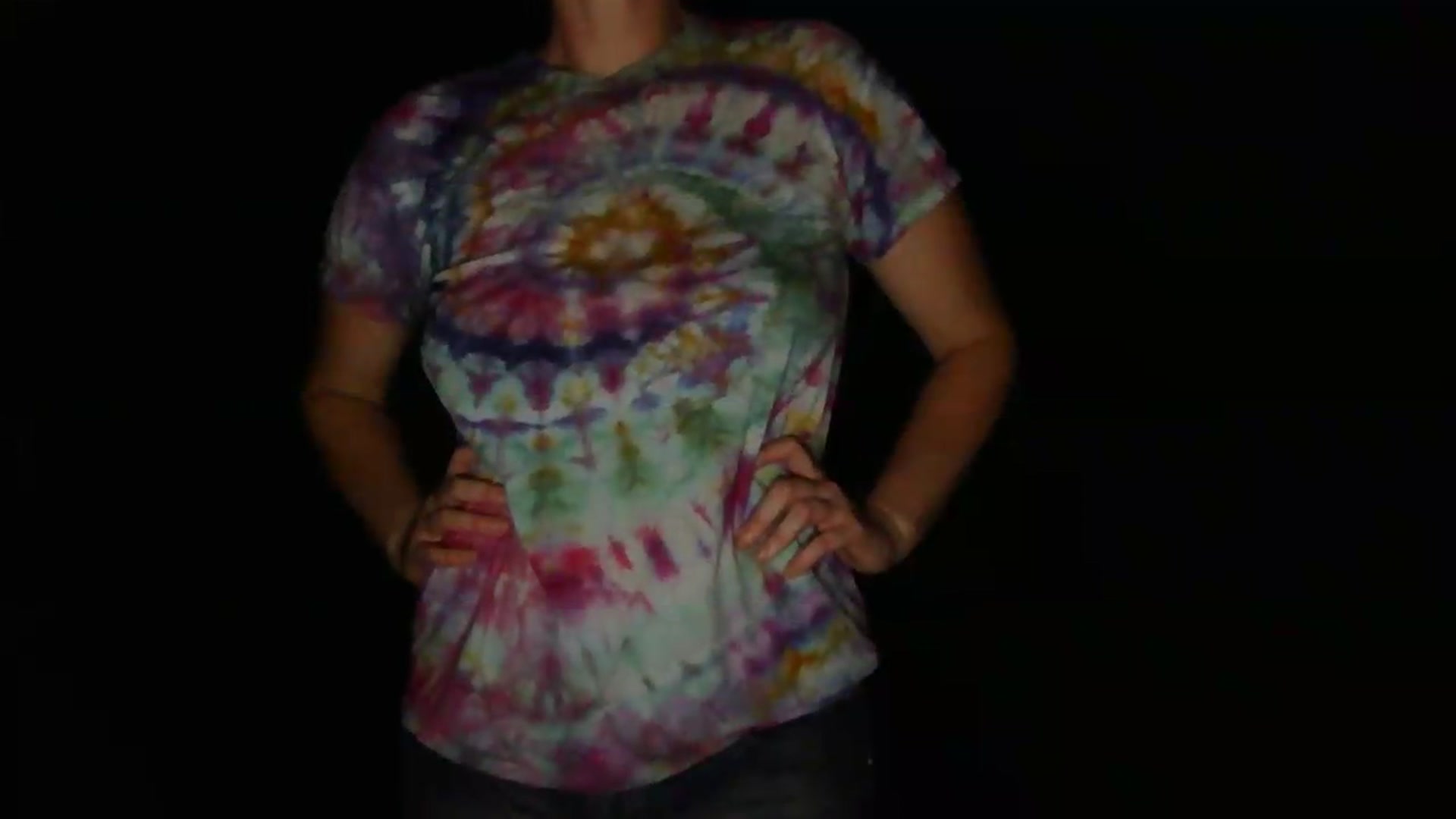 Gallery image thumbnail from GirlOffGrid's myfreecams stream on, 08/18/2026, 03:50 image 3 of 20