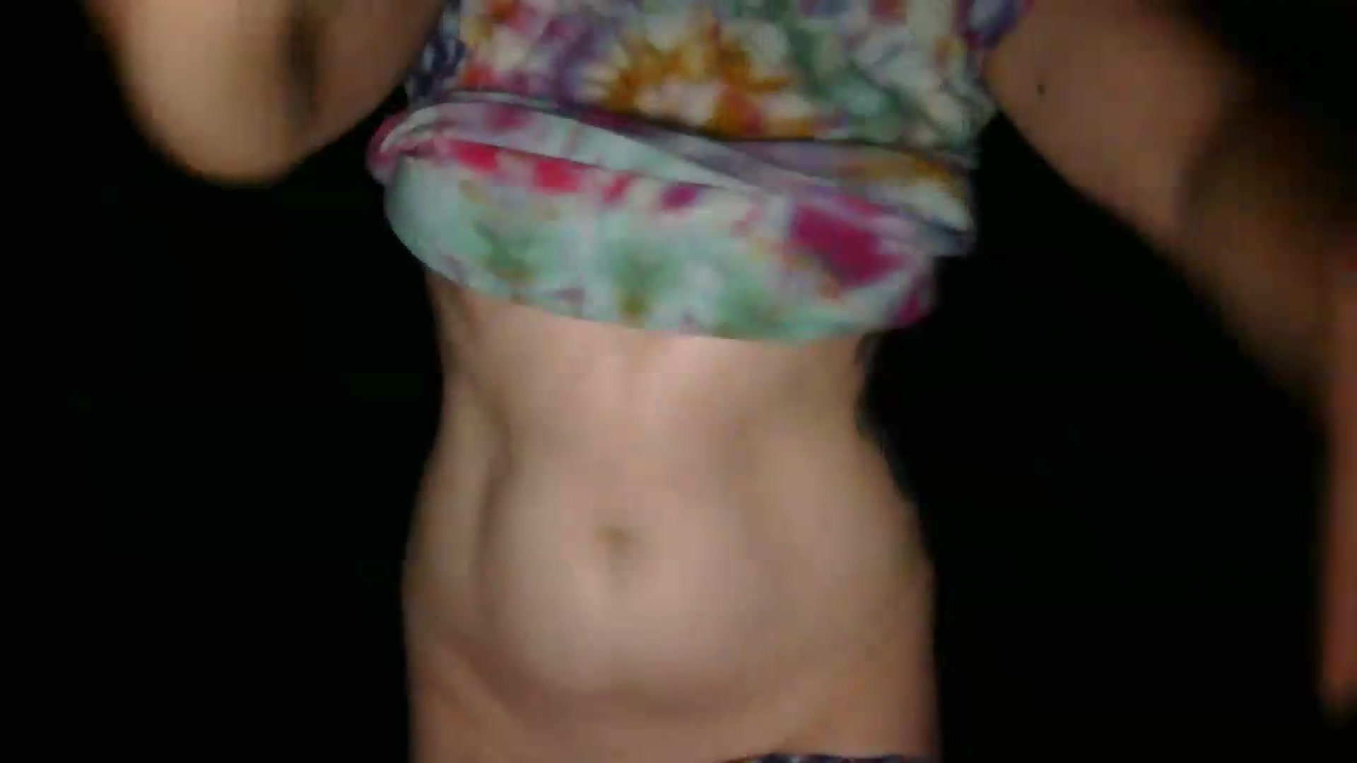 Gallery image thumbnail from GirlOffGrid's myfreecams stream on, 08/18/2026, 03:50 image 12 of 20