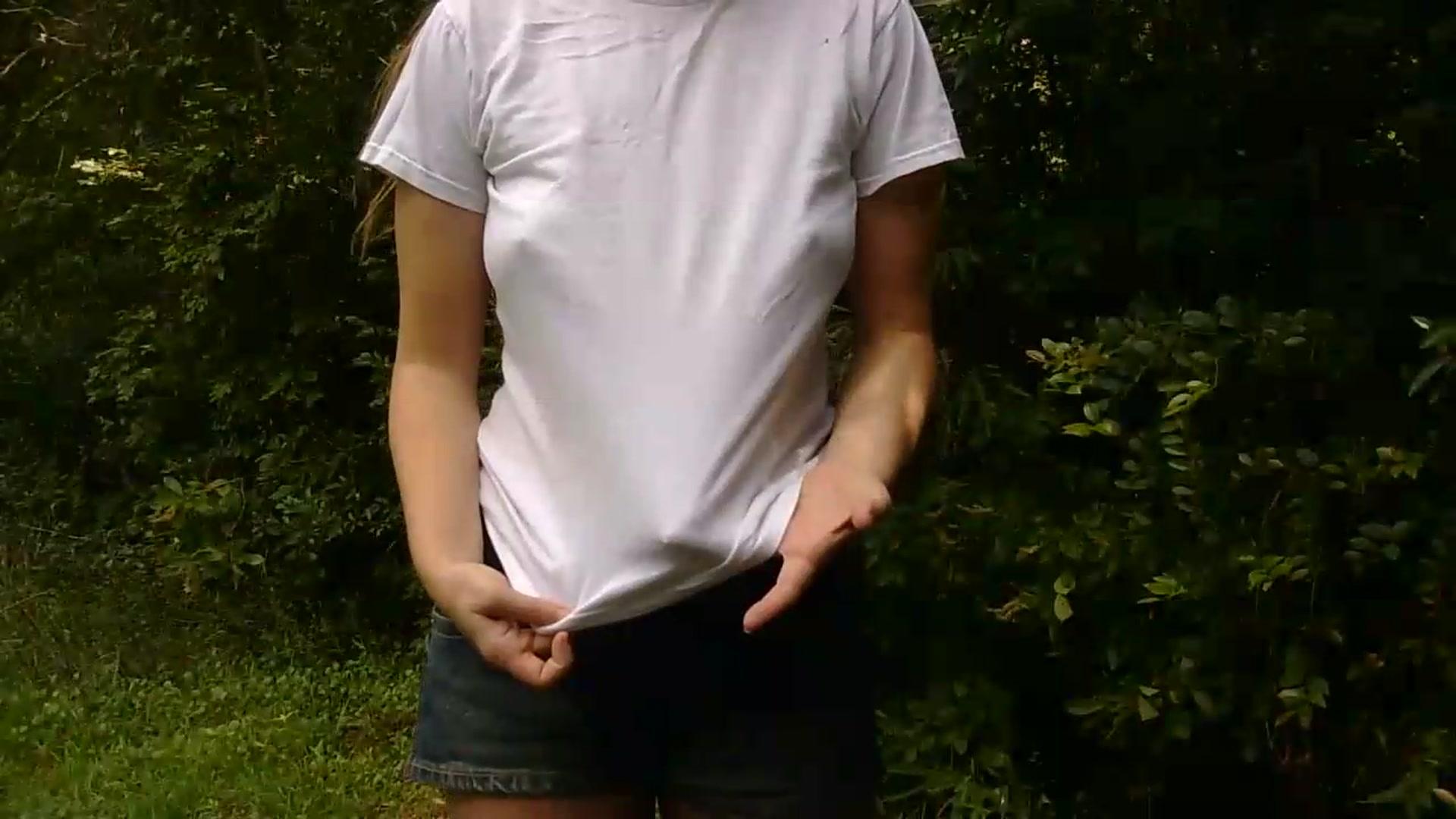 Gallery image thumbnail from GirlOffGrid's myfreecams stream on, 09/06/2026, 18:47 image 6 of 20