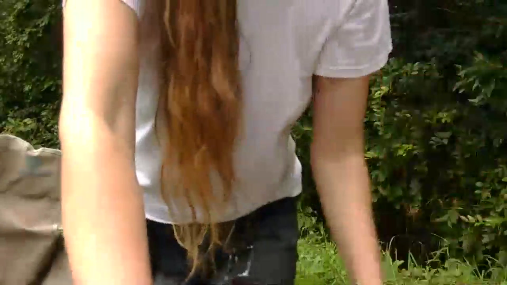 Gallery image thumbnail from GirlOffGrid's myfreecams stream on, 09/06/2026, 21:01 image 16 of 20
