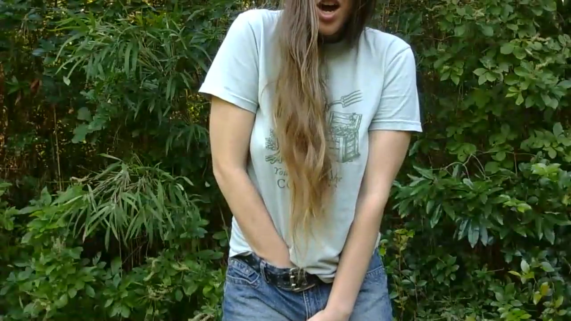 Gallery image thumbnail from GirlOffGrid's myfreecams stream on, 09/16/2026, 22:20 image 9 of 20