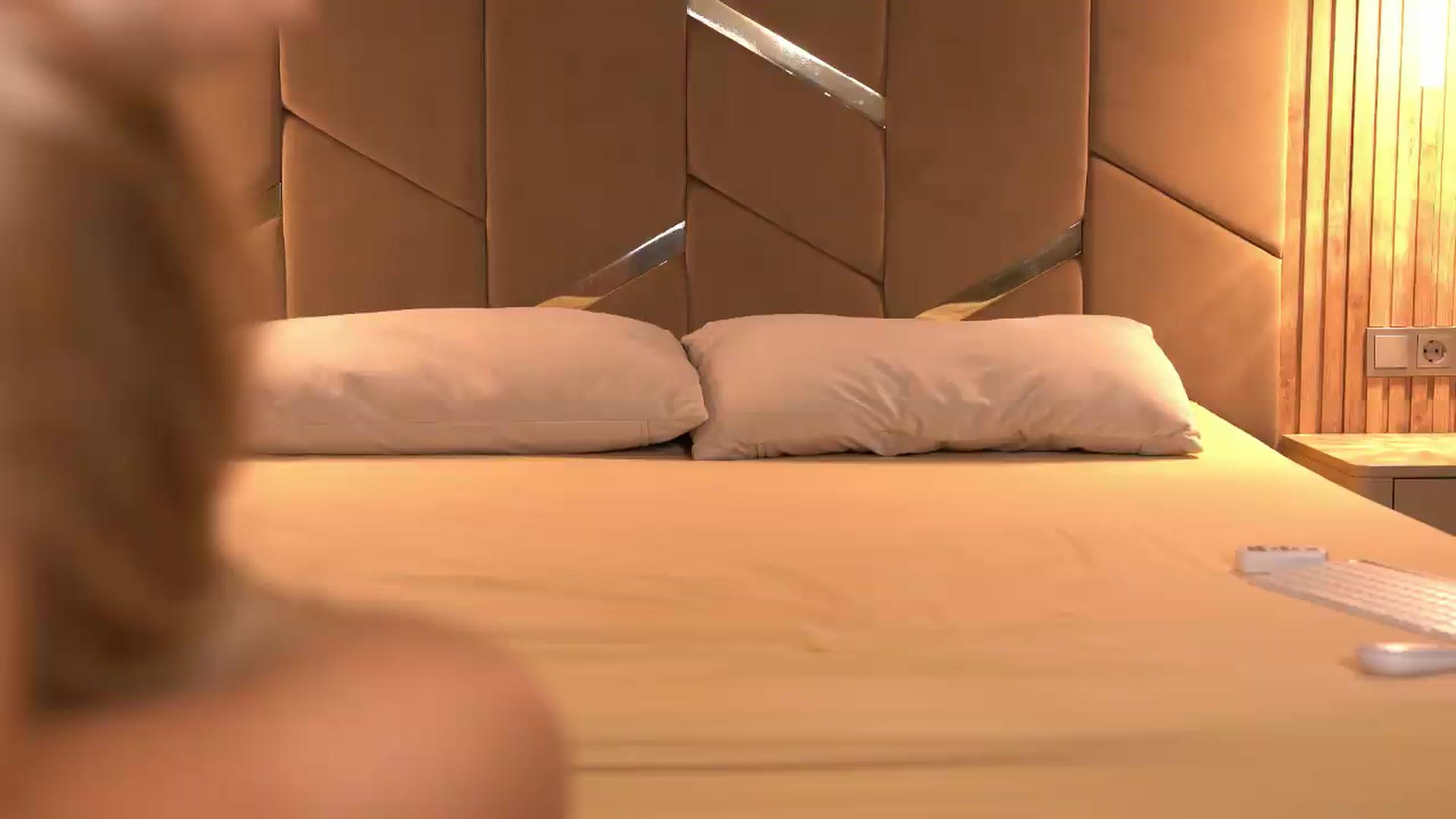 Gallery image thumbnail from GirlPleasure's myfreecams stream on, 08/16/2026, 18:22 image 11 of 20