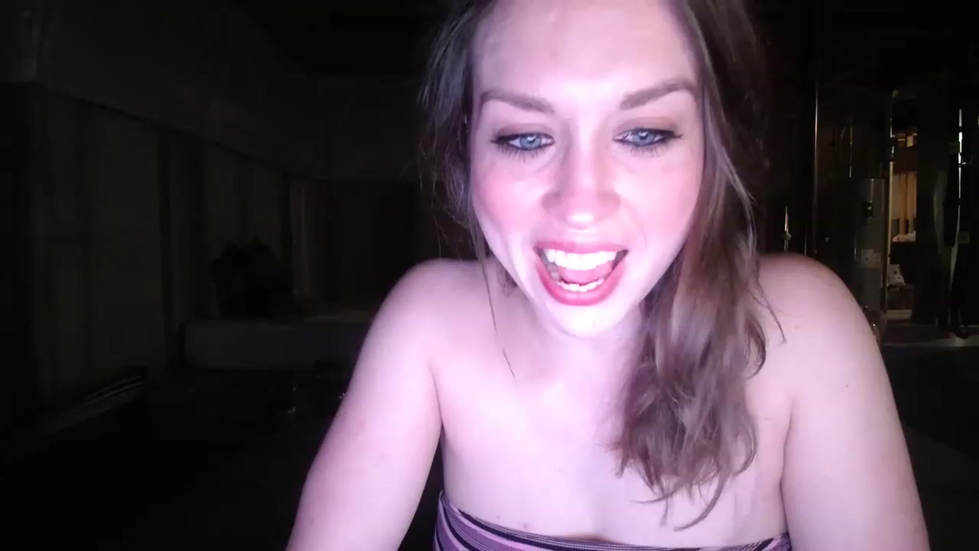Gallery image thumbnail from Girl_X_Power's myfreecams stream on, 11/16/2022, 17:48 image 15 of 20