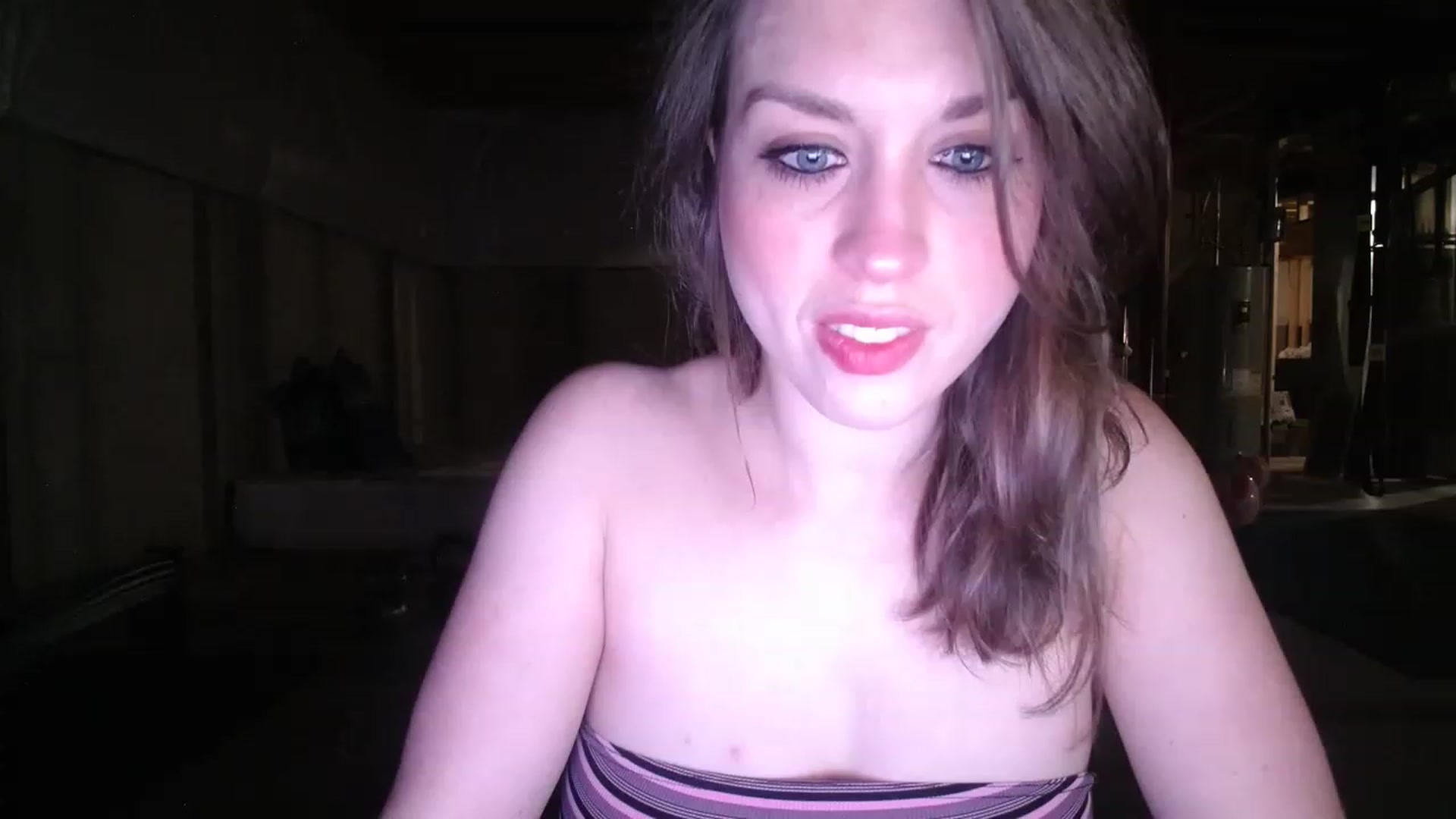 Gallery image thumbnail from Girl_X_Power's myfreecams stream on, 11/16/2022, 17:48 image 17 of 20