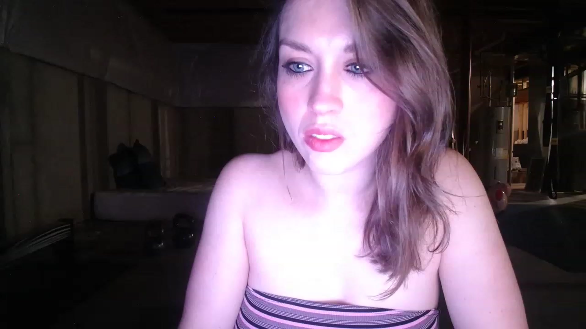 Gallery image thumbnail from Girl_X_Power's myfreecams stream on, 11/16/2022, 17:48 image 20 of 20