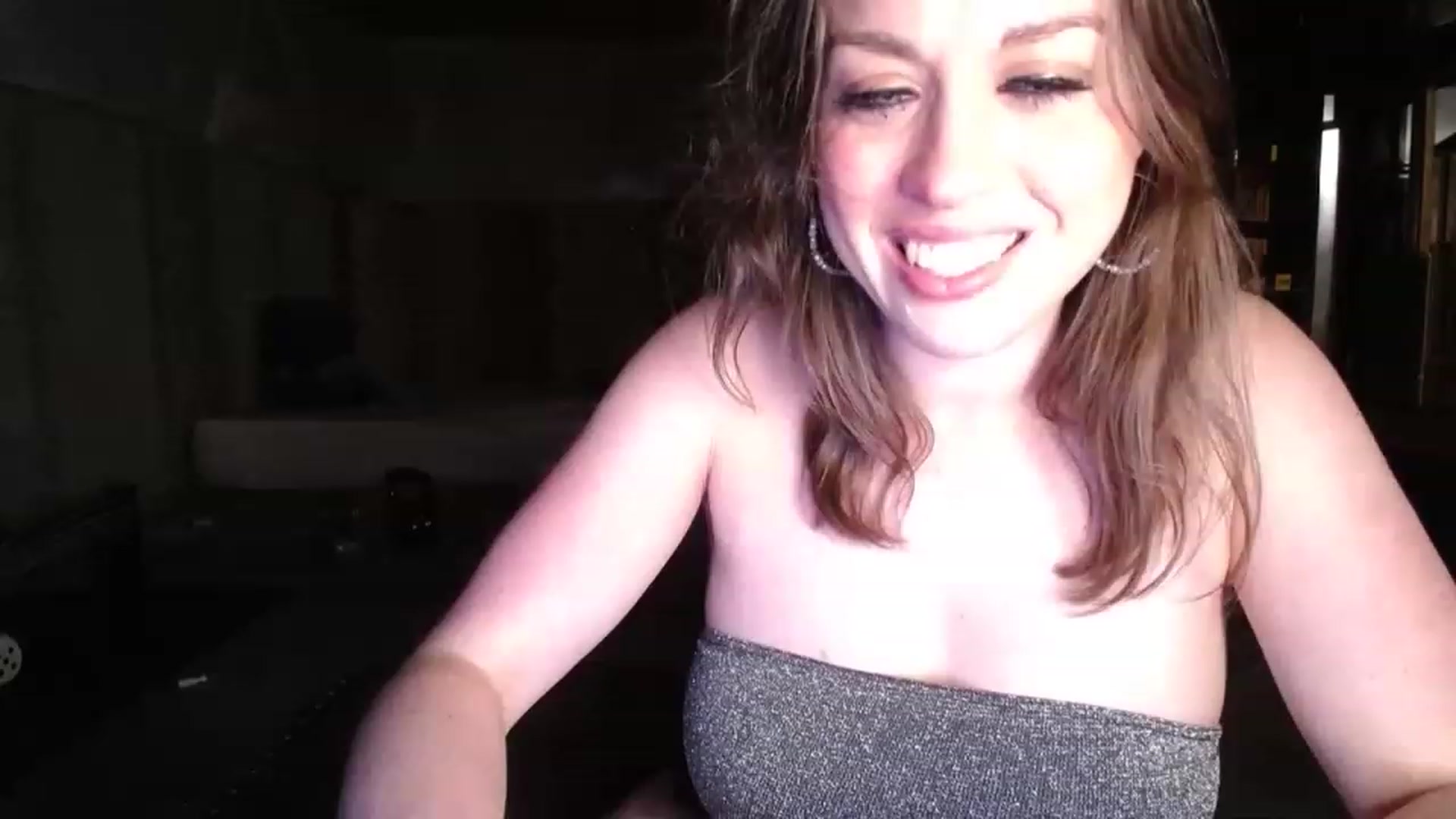 Gallery image thumbnail from Girl_X_Power's myfreecams stream on, 11/19/2022, 07:45 image 14 of 20