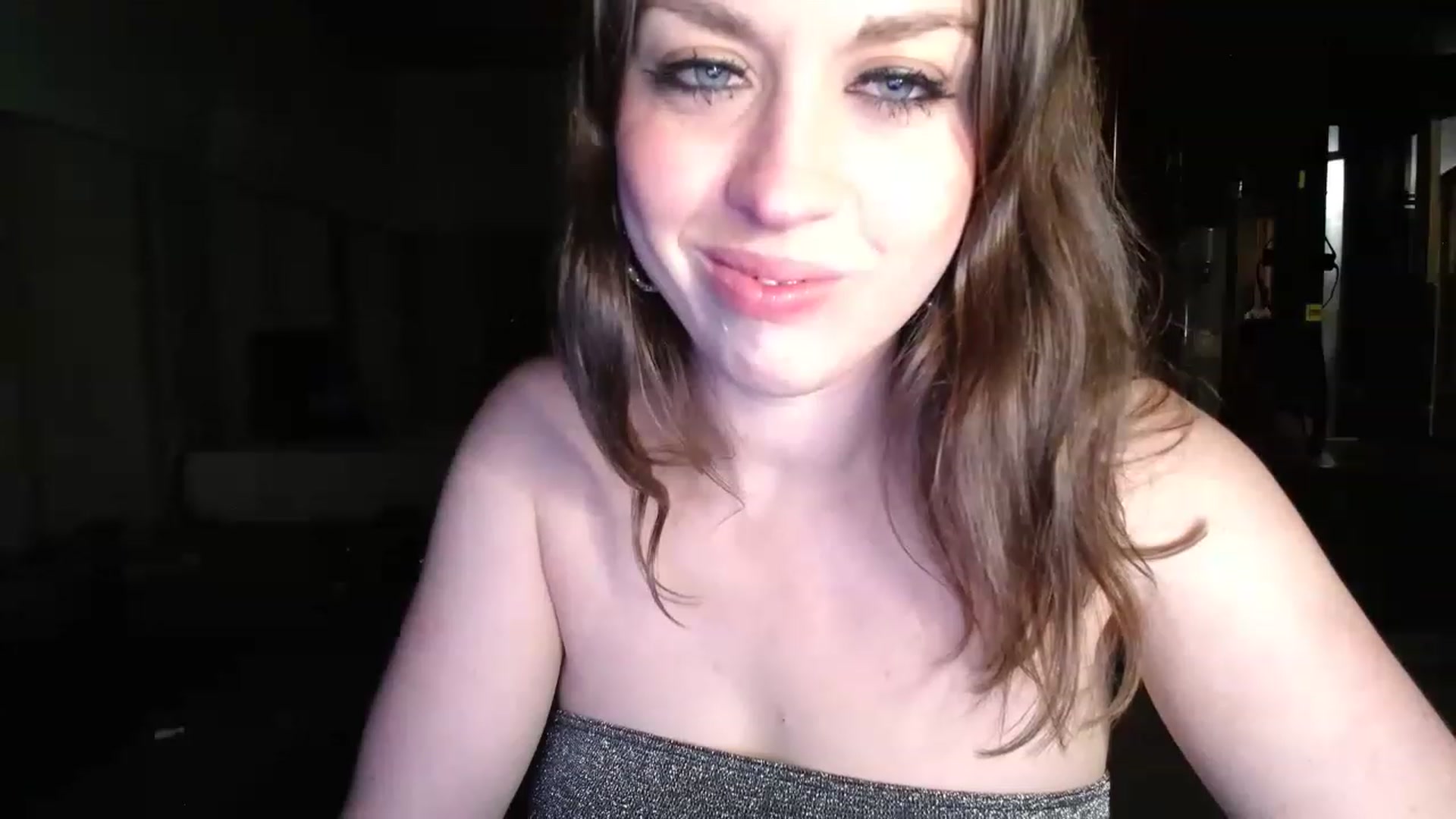 Gallery image thumbnail from Girl_X_Power's myfreecams stream on, 11/19/2022, 07:45 image 11 of 20