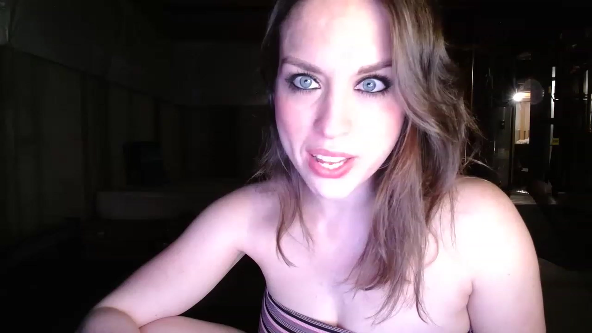 Gallery image thumbnail from Girl_X_Power's myfreecams stream on, 11/22/2022, 02:27 image 5 of 20