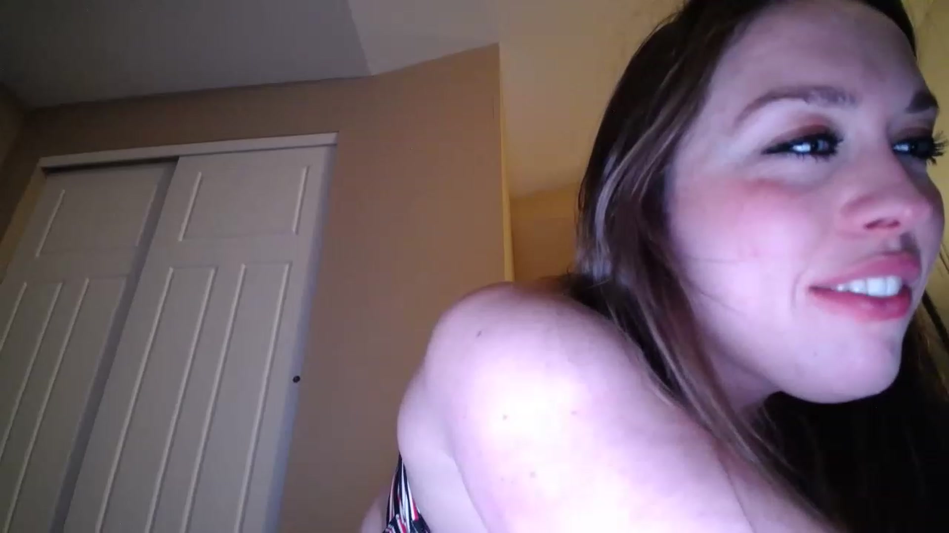 Gallery image thumbnail from Girl_X_Power's myfreecams stream on, 12/25/2022, 09:00 image 10 of 20