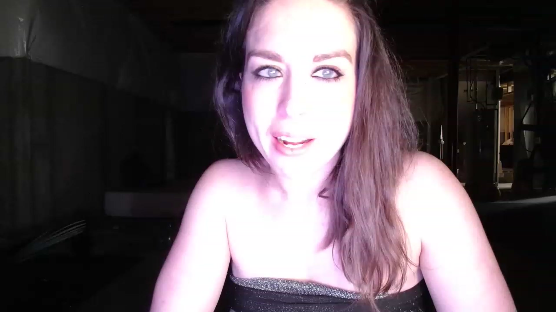 Gallery image thumbnail from Girl_X_Power's myfreecams stream on, 03/02/2023, 08:18 image 8 of 20