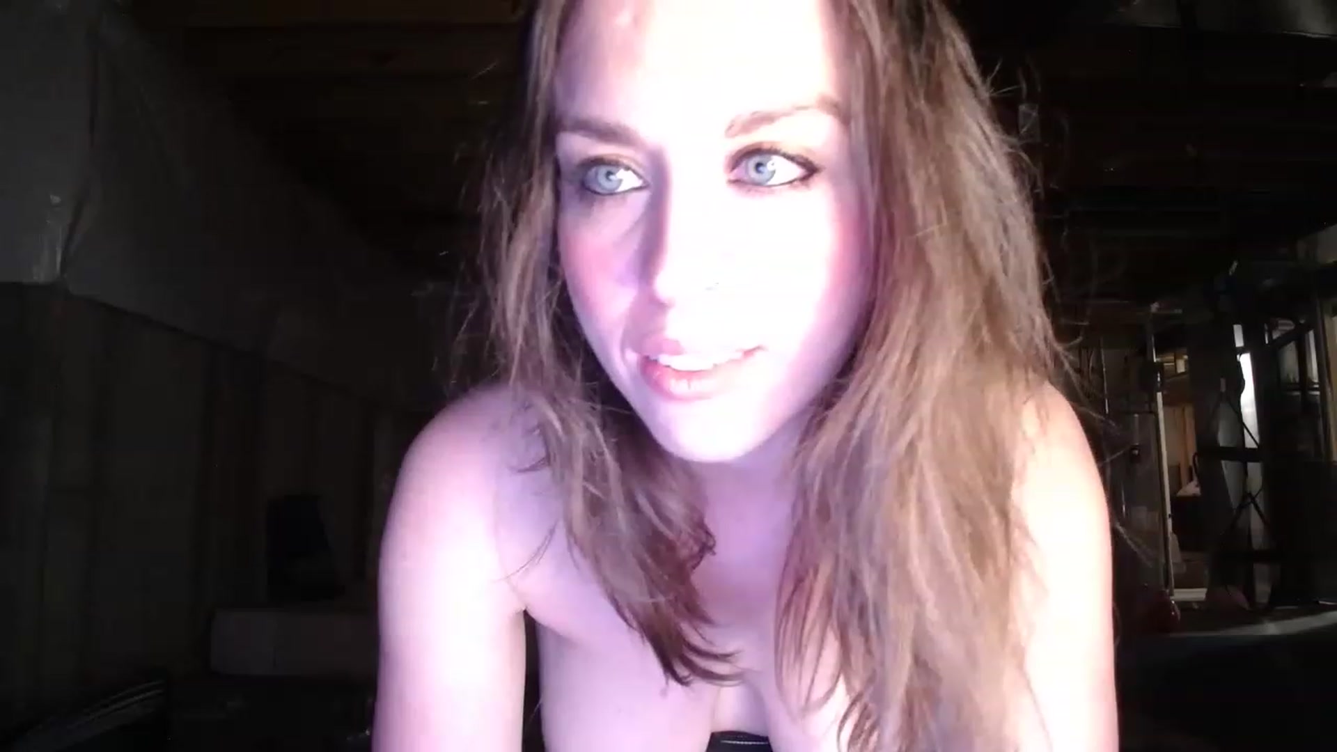Gallery image thumbnail from Girl_X_Power's myfreecams stream on, 03/05/2023, 09:36 image 19 of 20