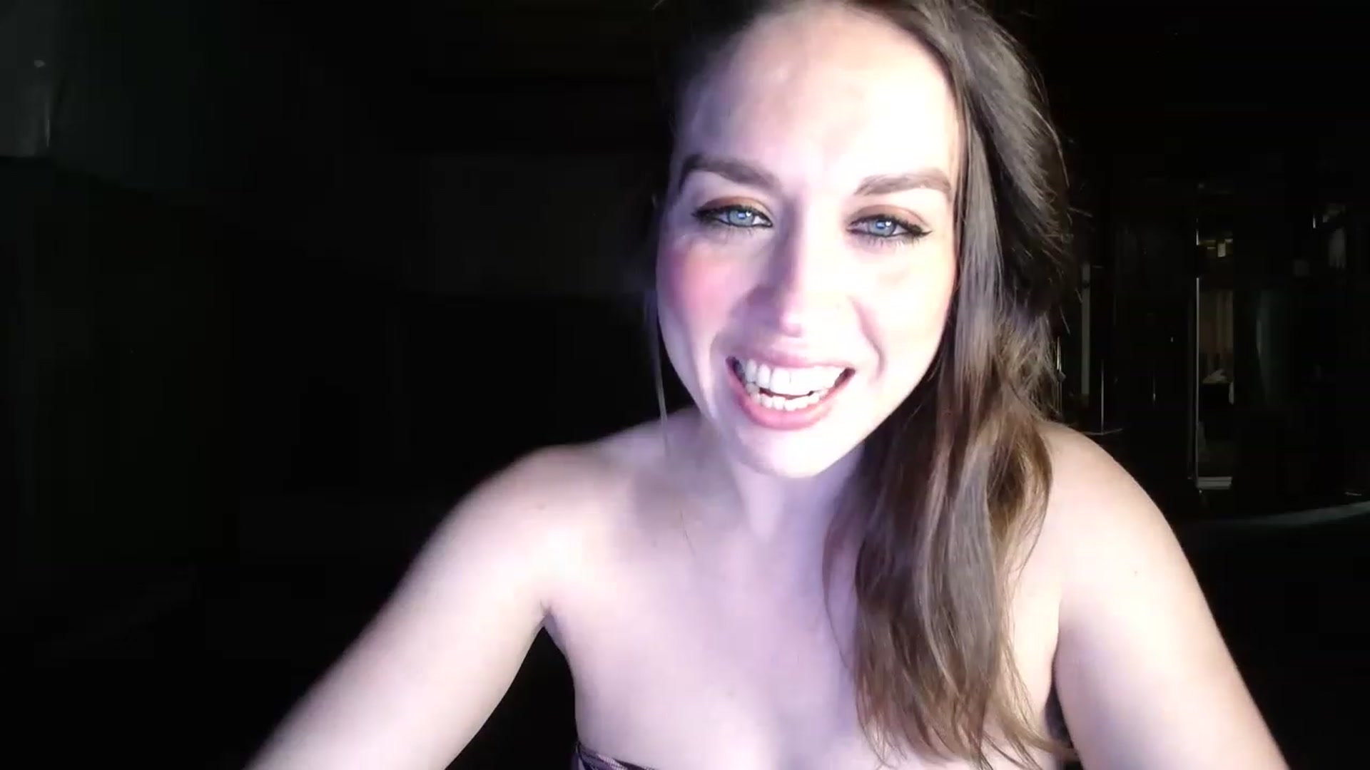 Gallery image thumbnail from Girl_X_Power's myfreecams stream on, 03/17/2023, 18:03 image 6 of 20