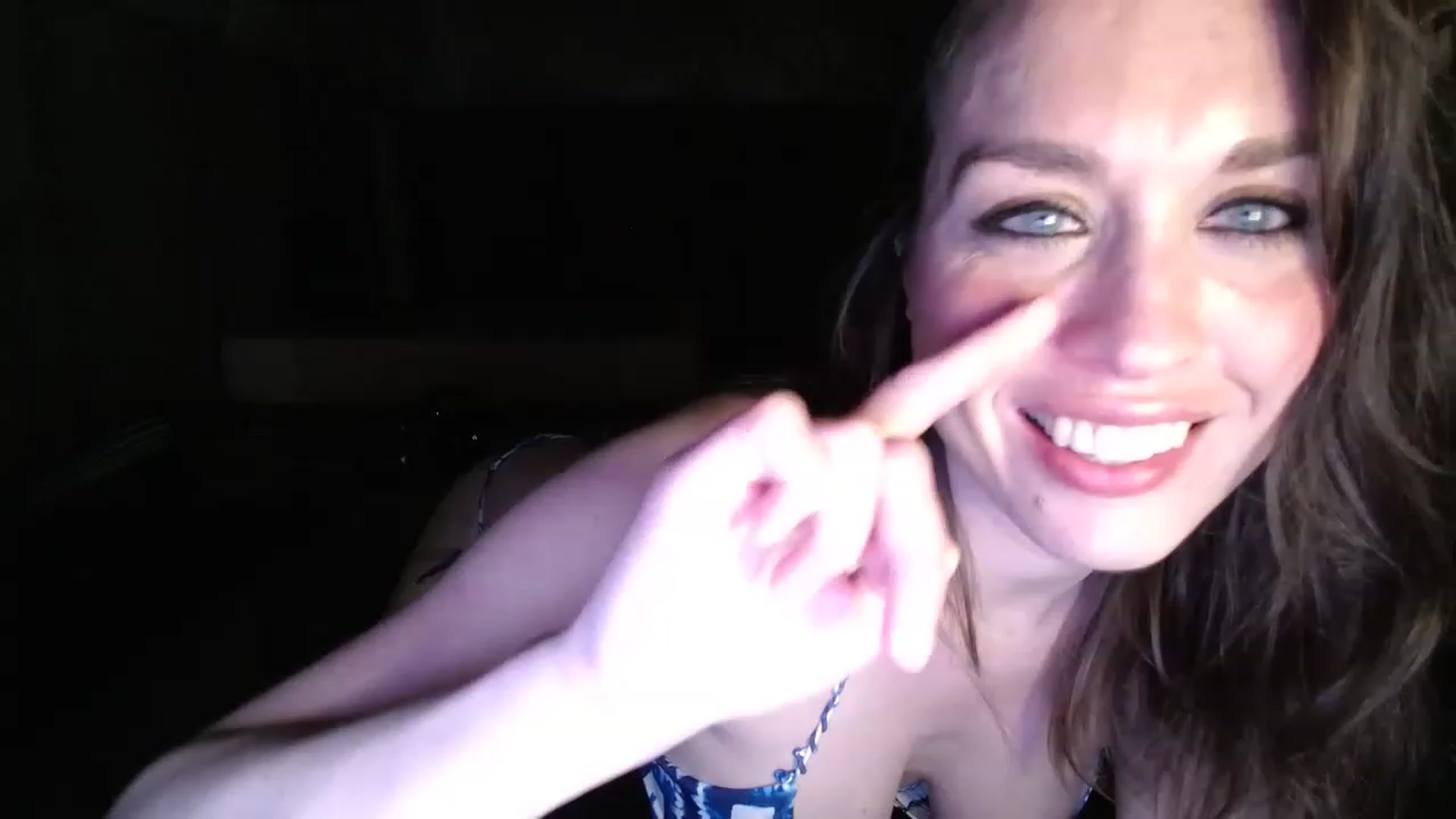 Gallery image thumbnail from Girl_X_Power's myfreecams stream on, 03/19/2023, 19:47 image 9 of 20